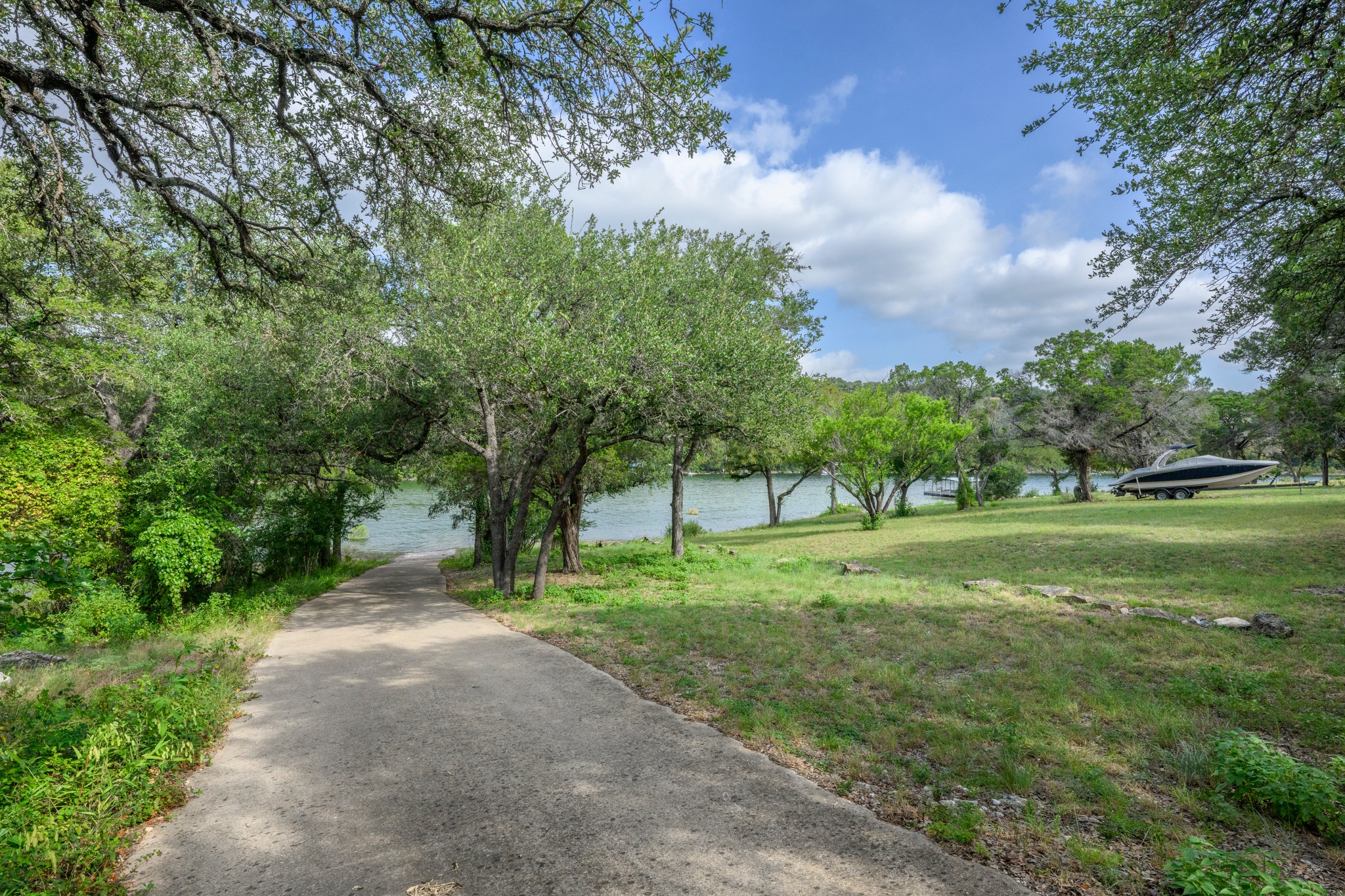 main property photo 43