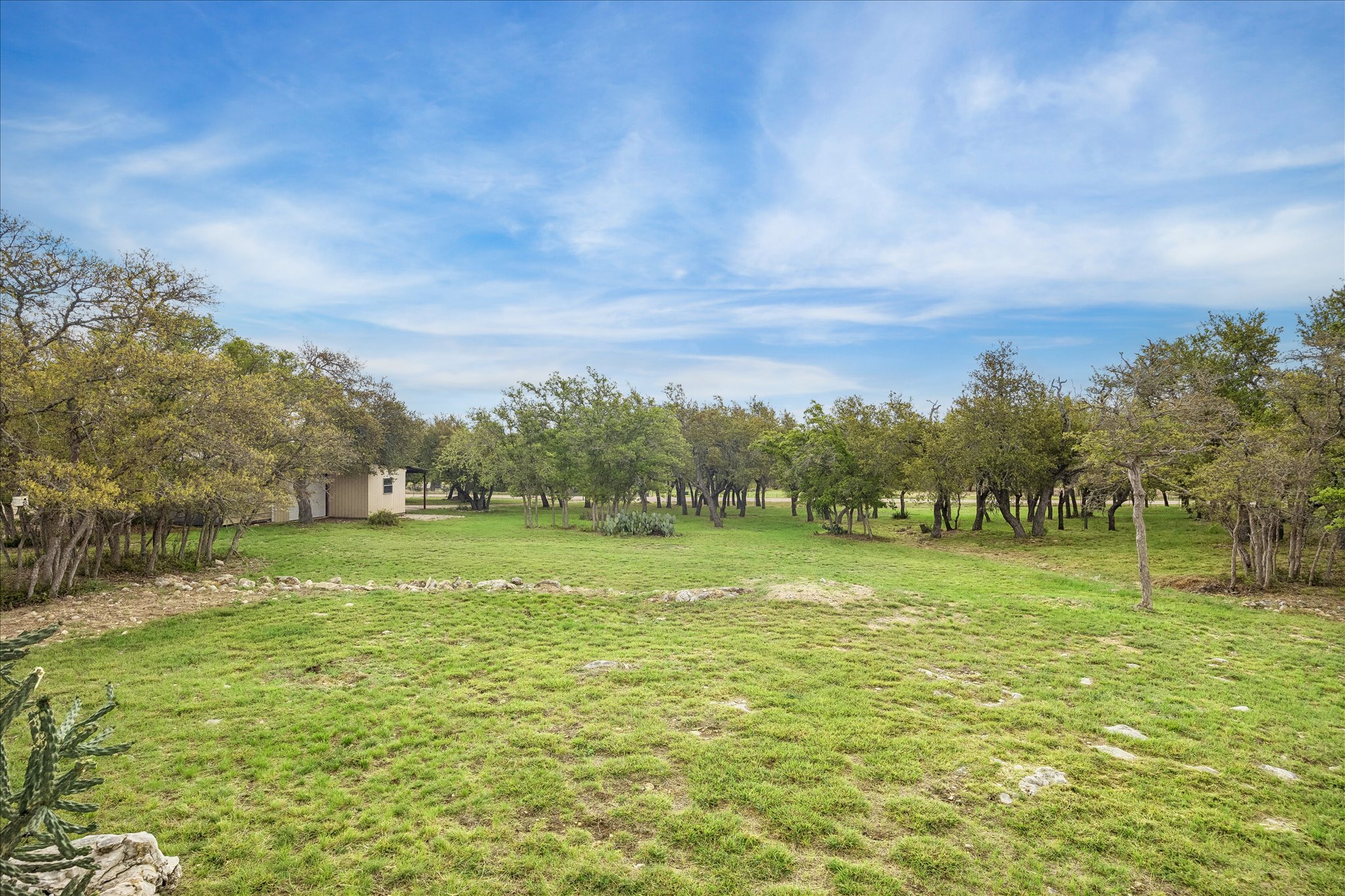 main property photo 10