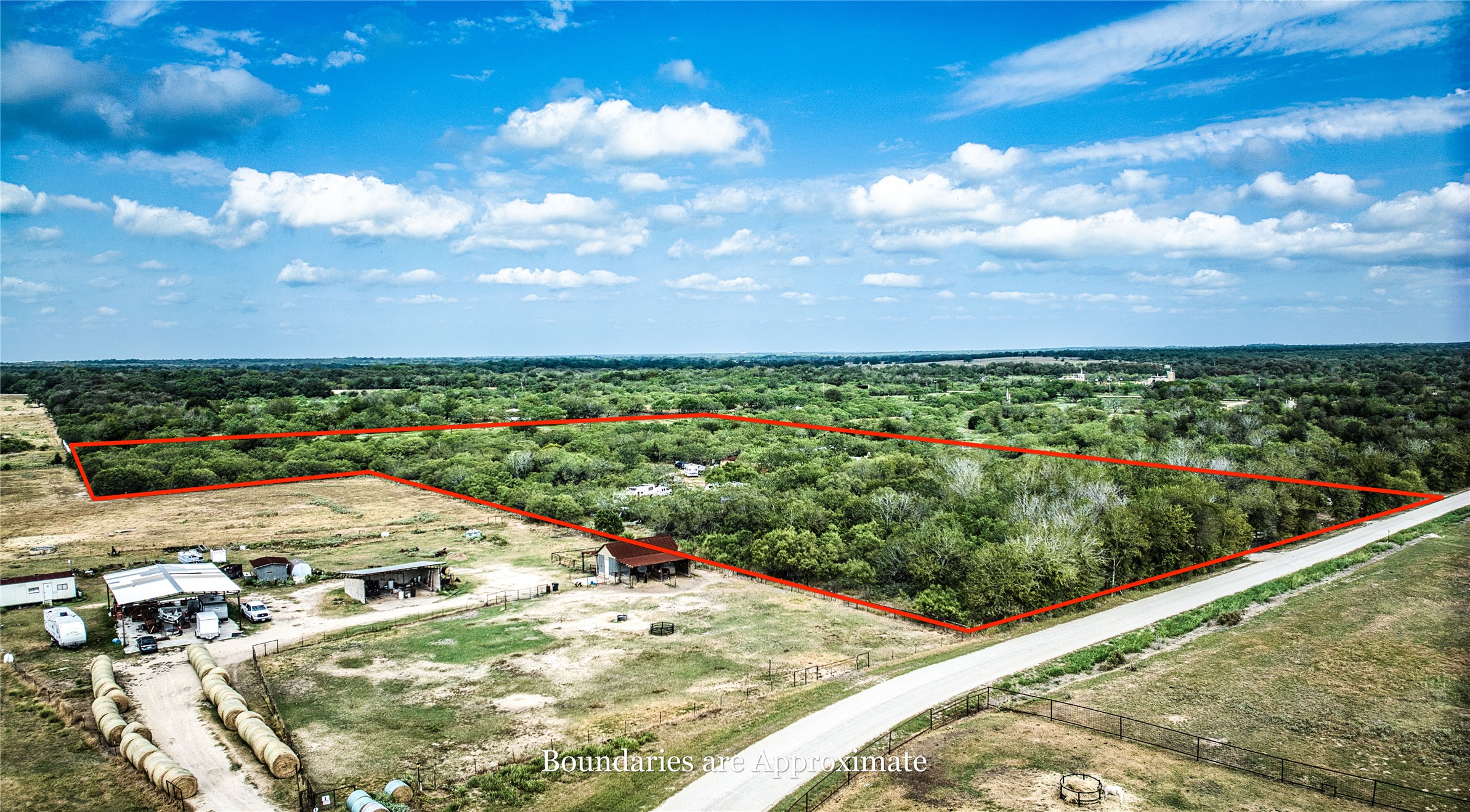 main property photo 17
