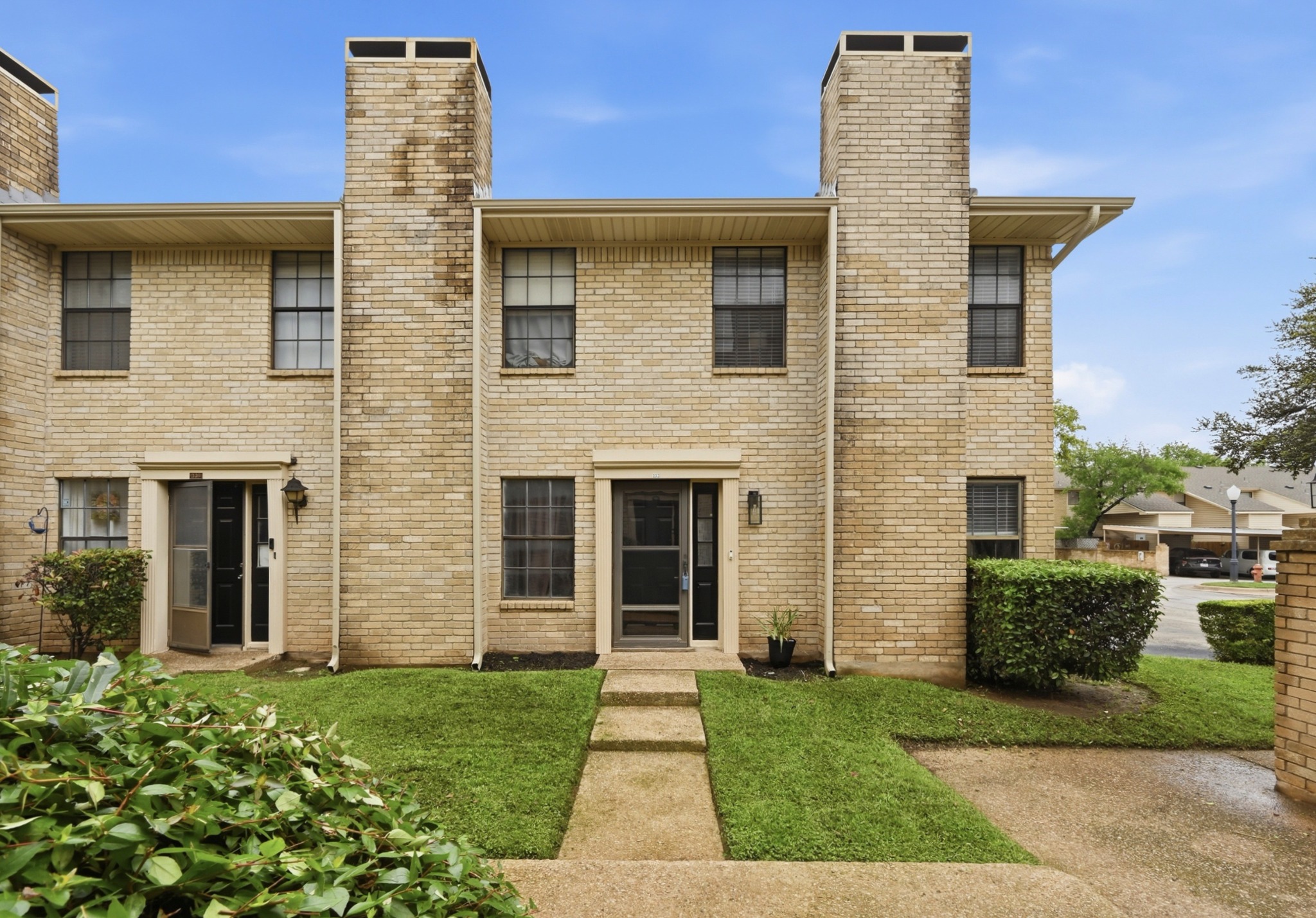 main property photo 19