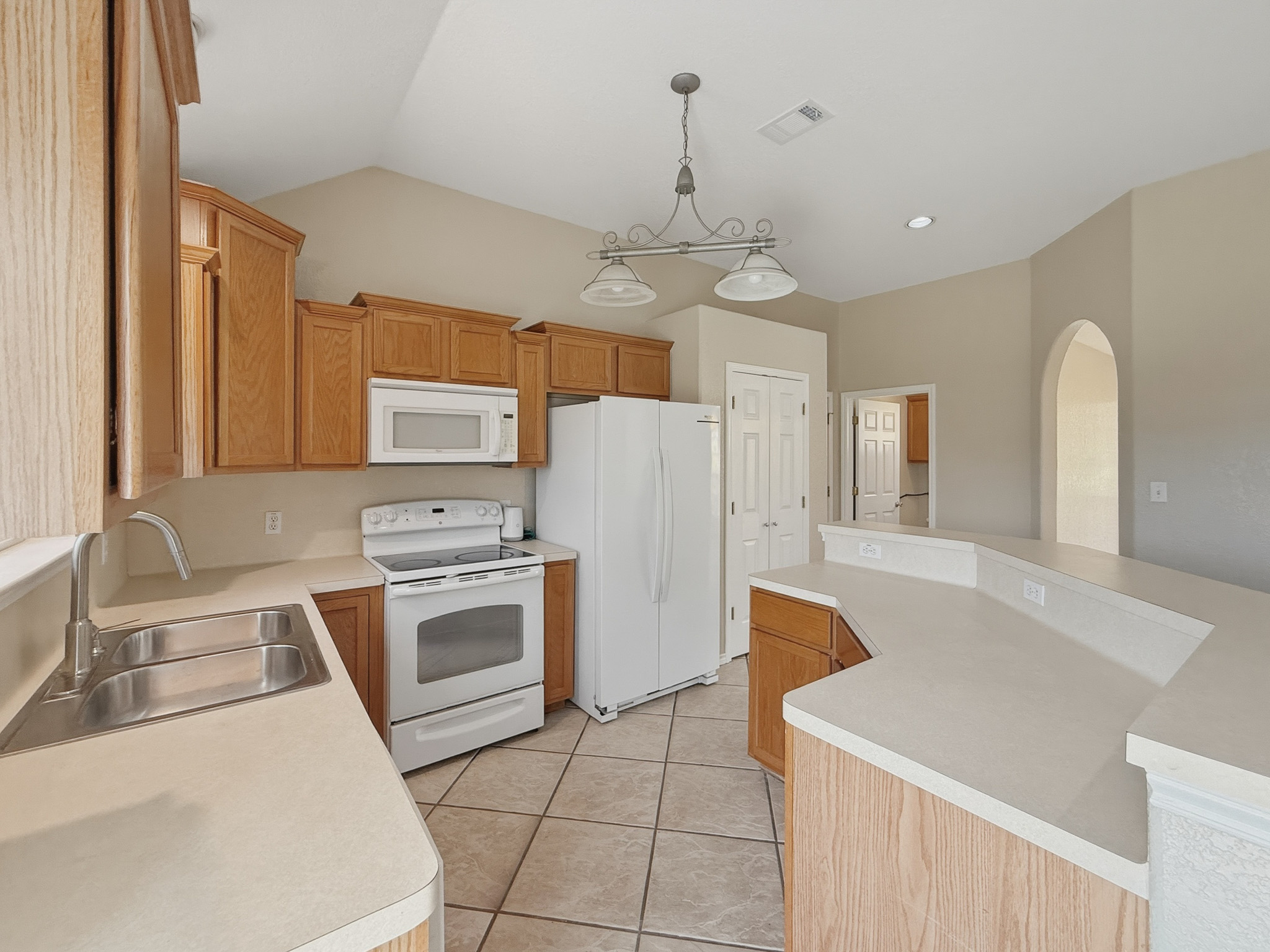 main property photo 17