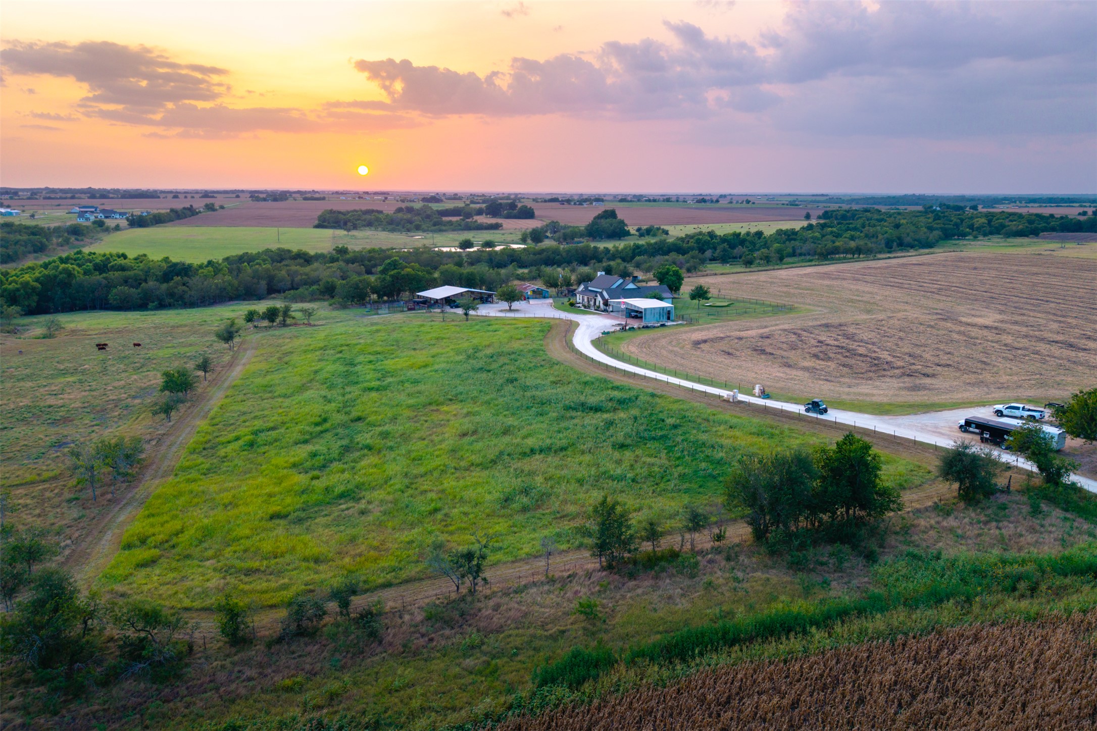 main property photo 36