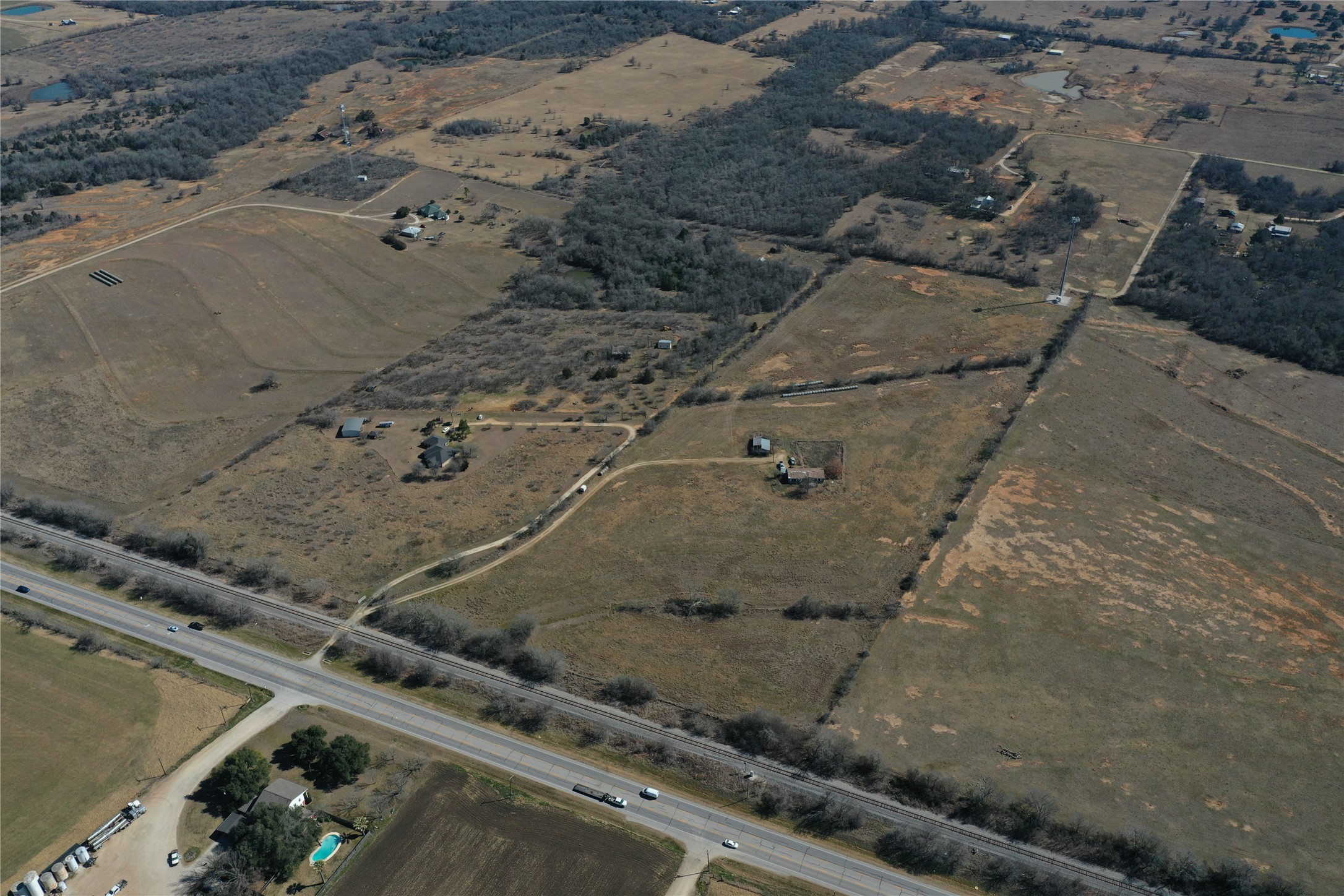 main property photo 15