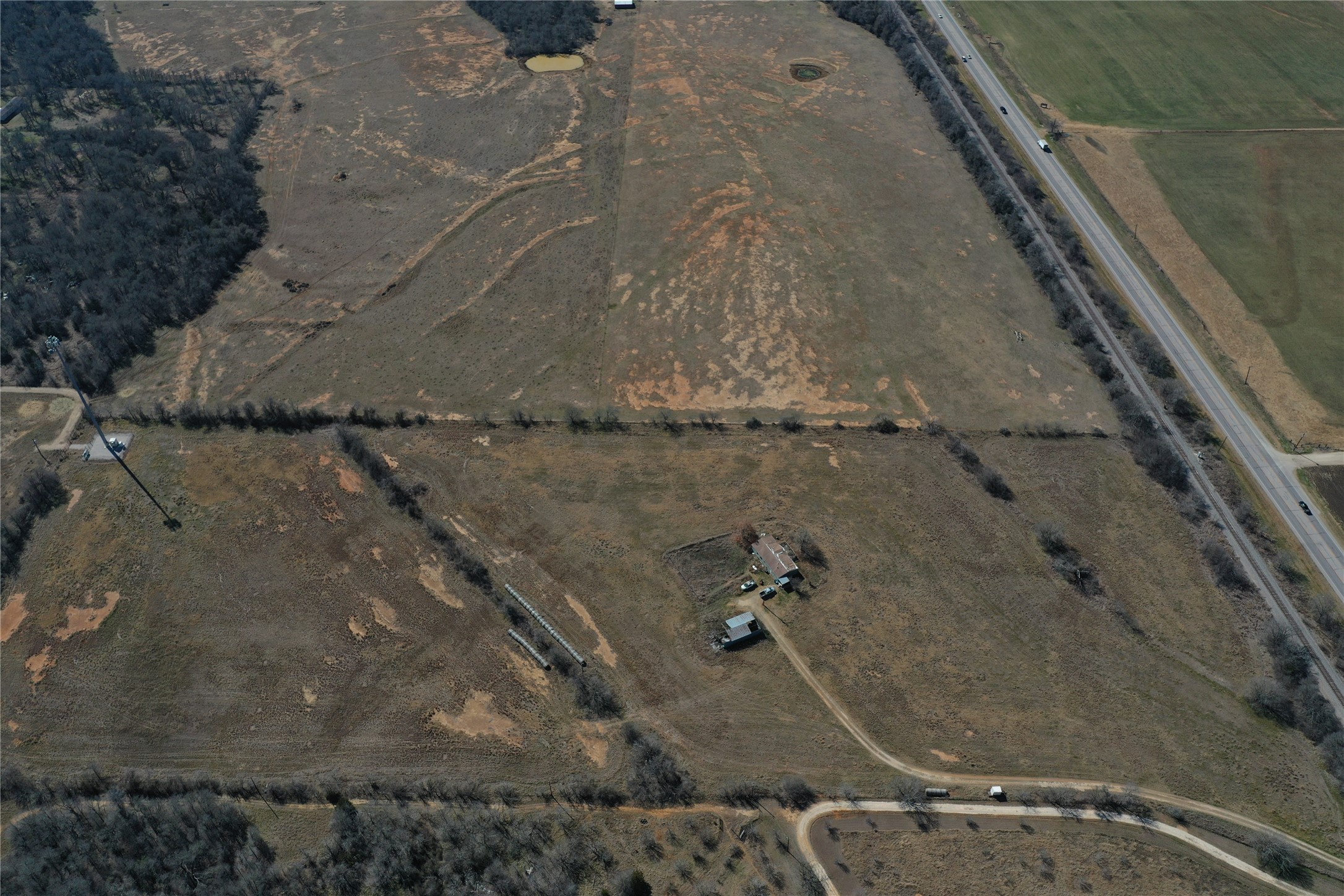 main property photo 17