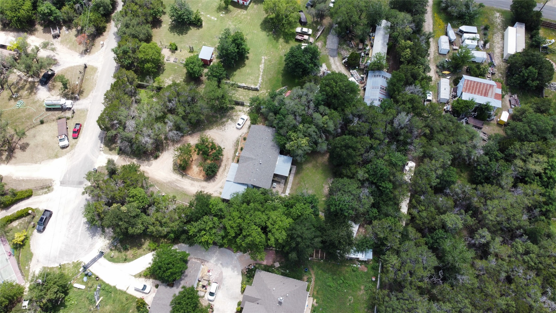 main property photo 6