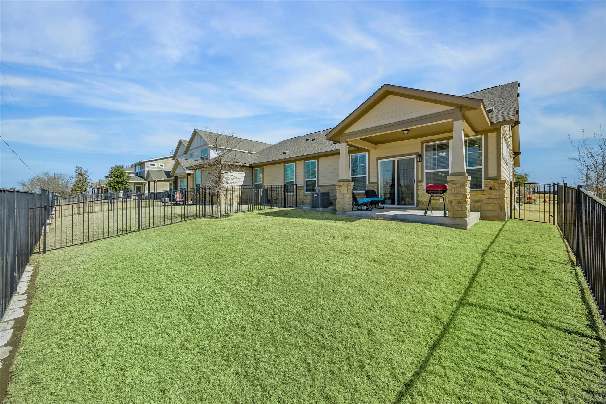 main property photo 39