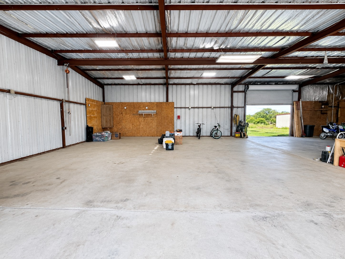 main property photo 10