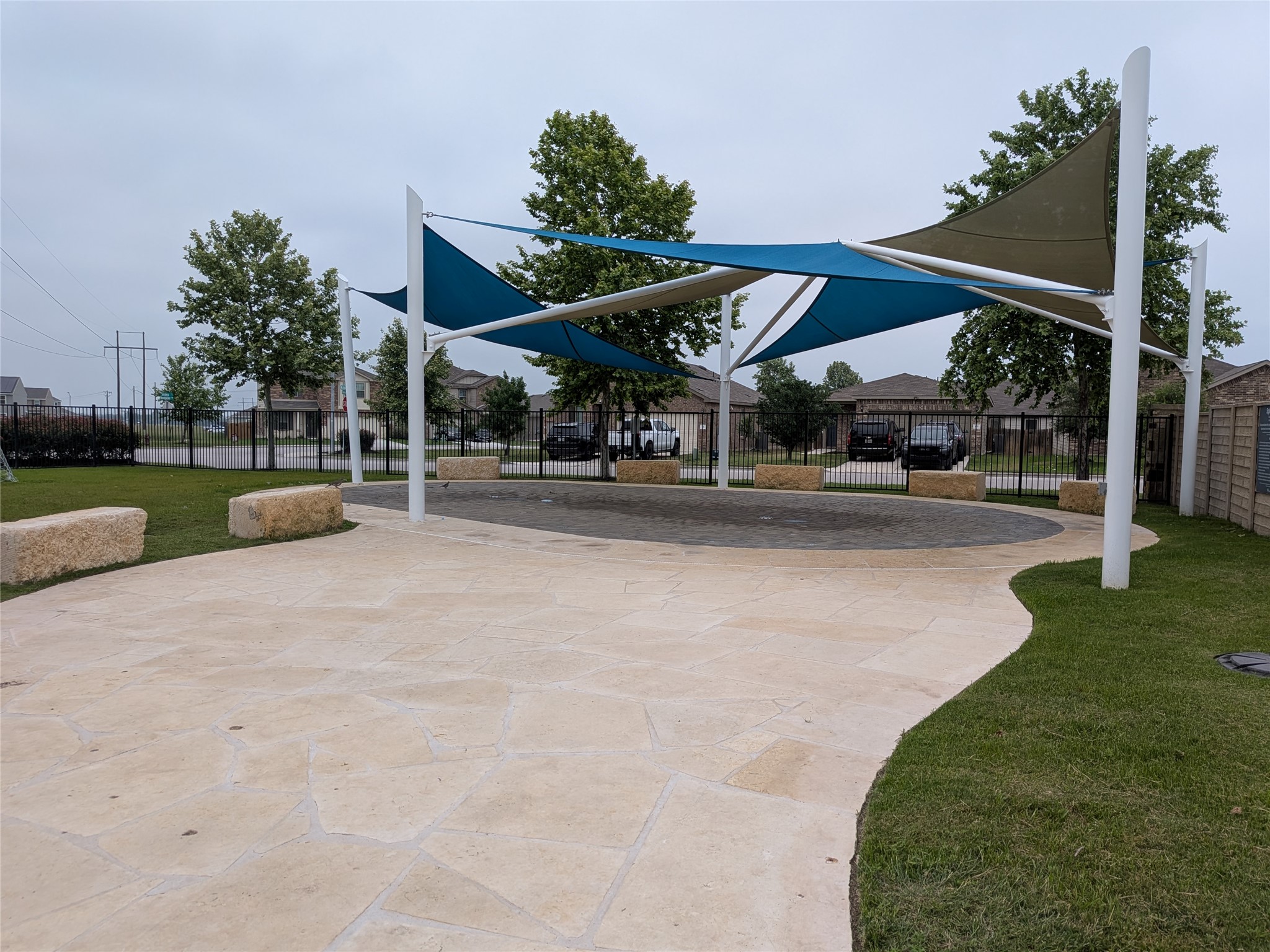 main property photo 26