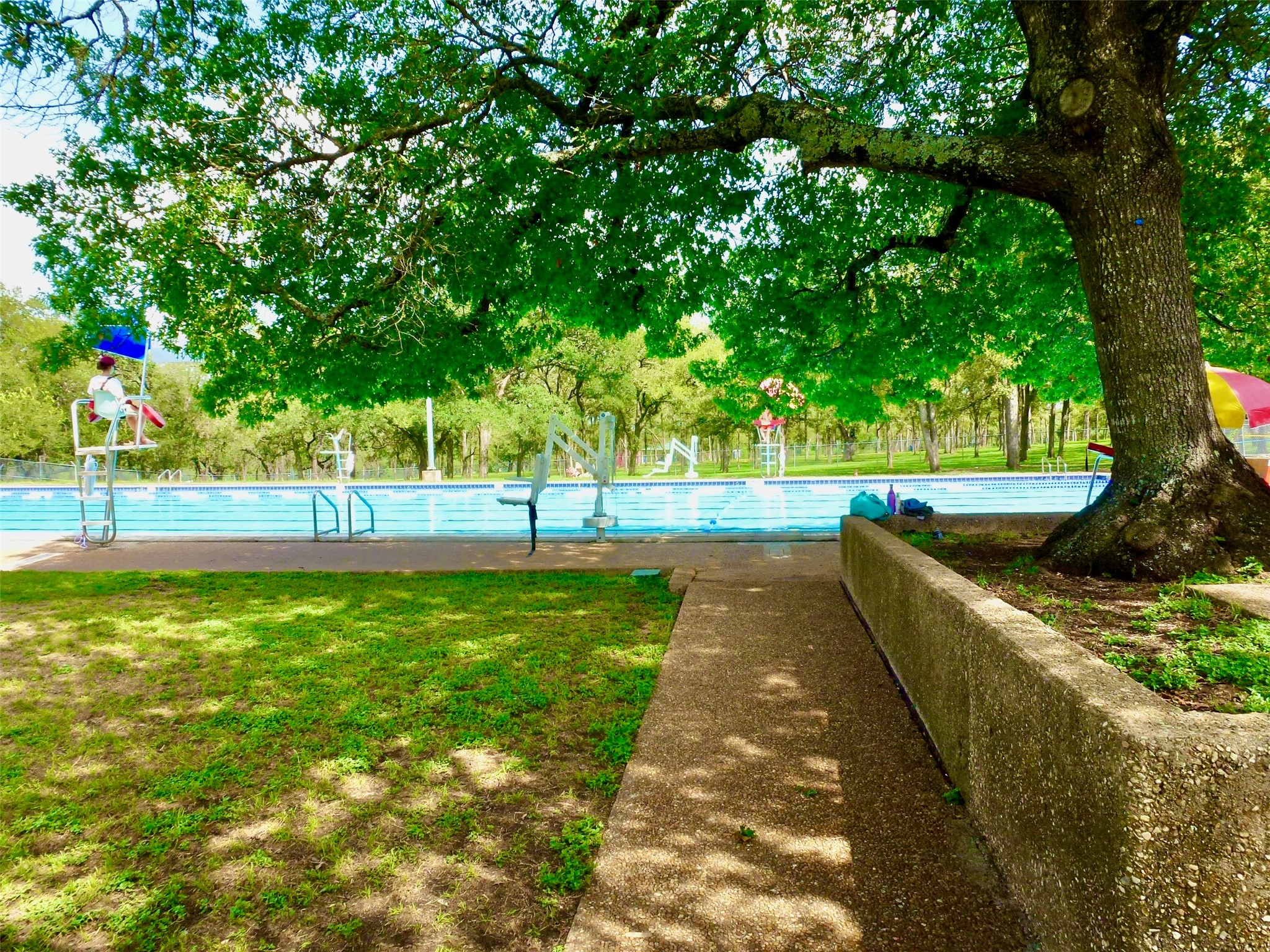 main property photo 34