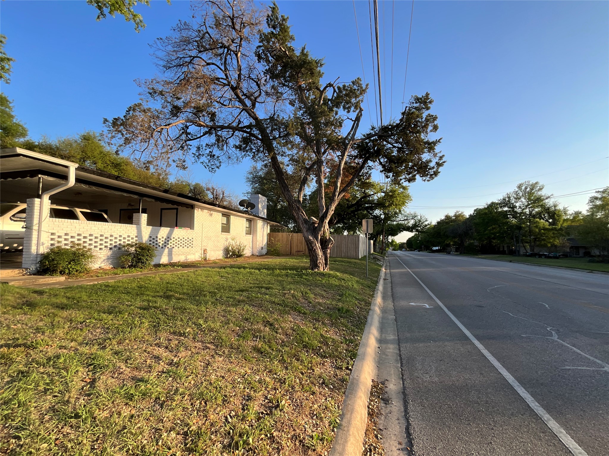 main property photo 5