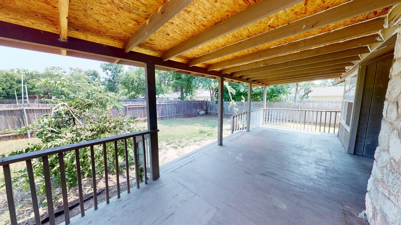 main property photo 27