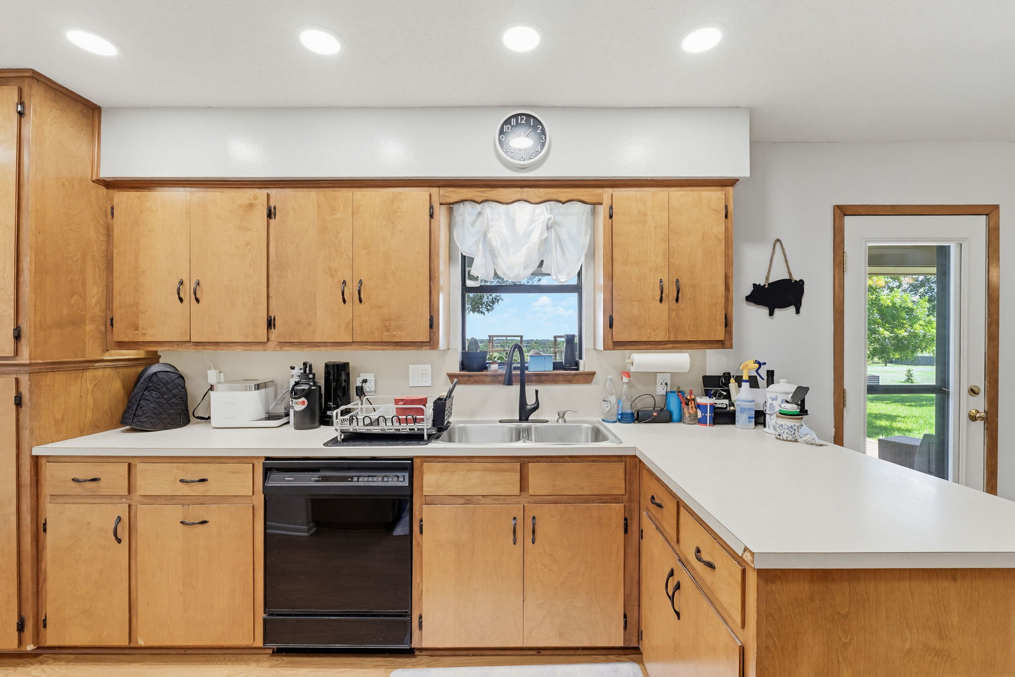 main property photo 38