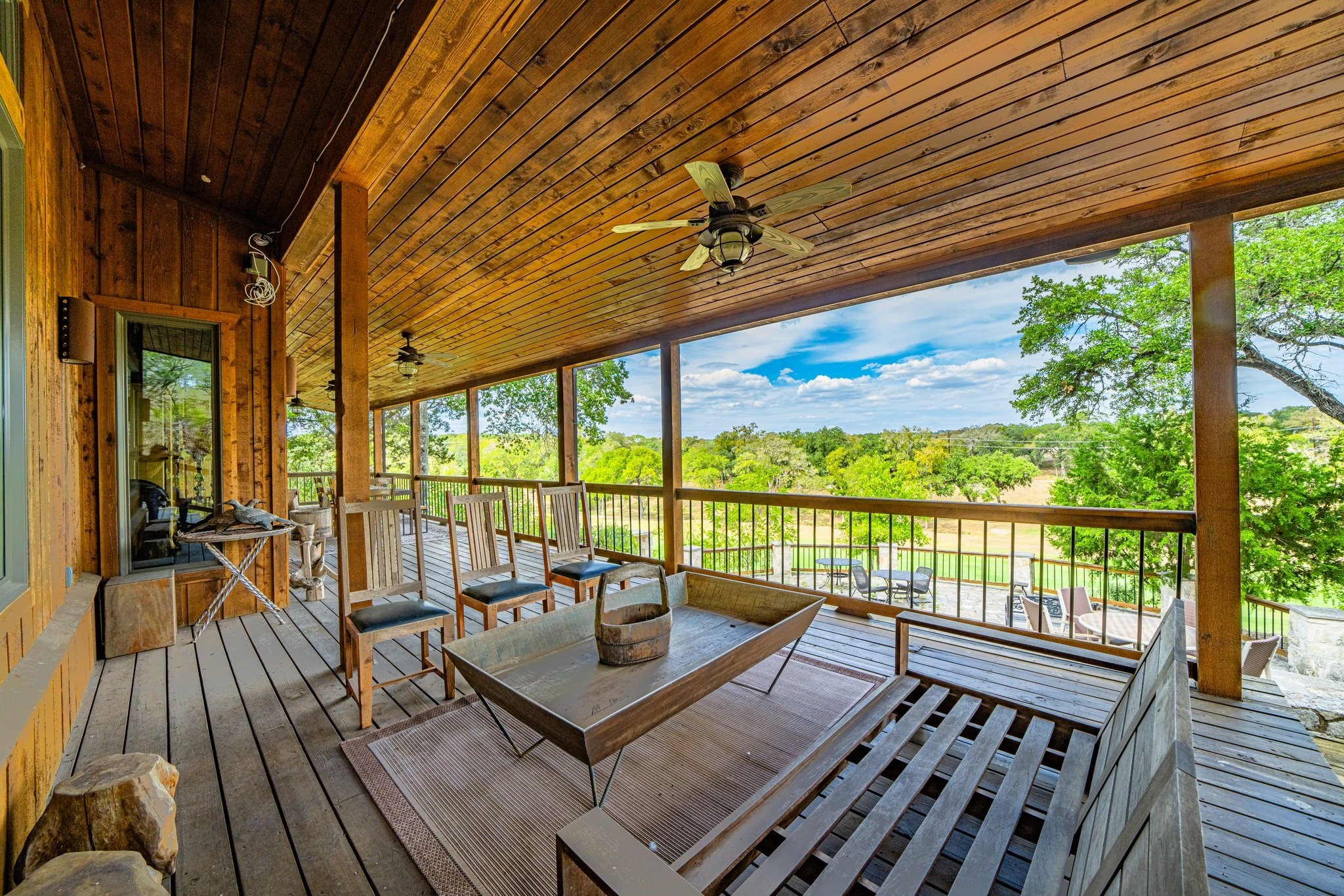 main property photo 30