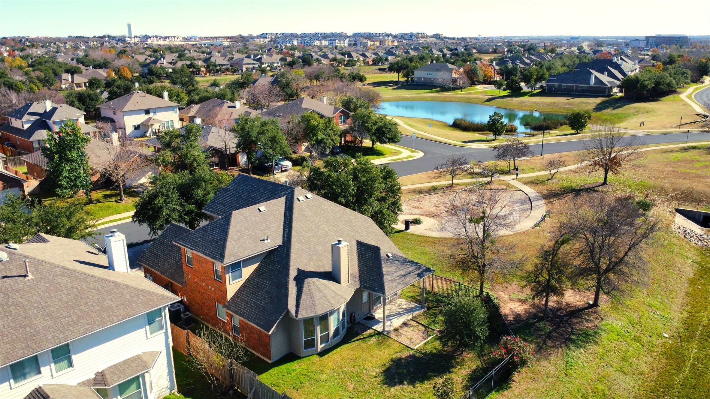 main property photo 17