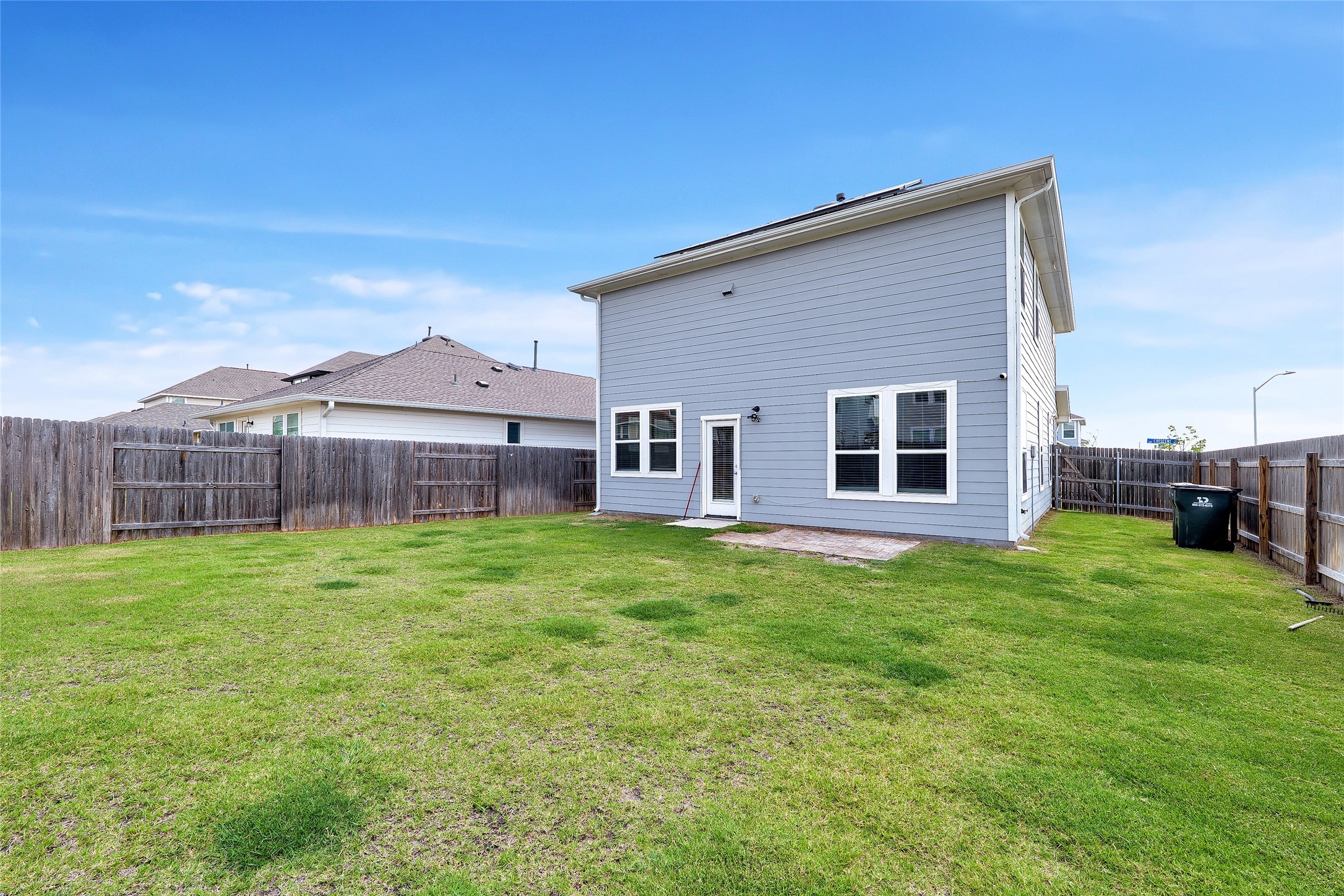 main property photo 20