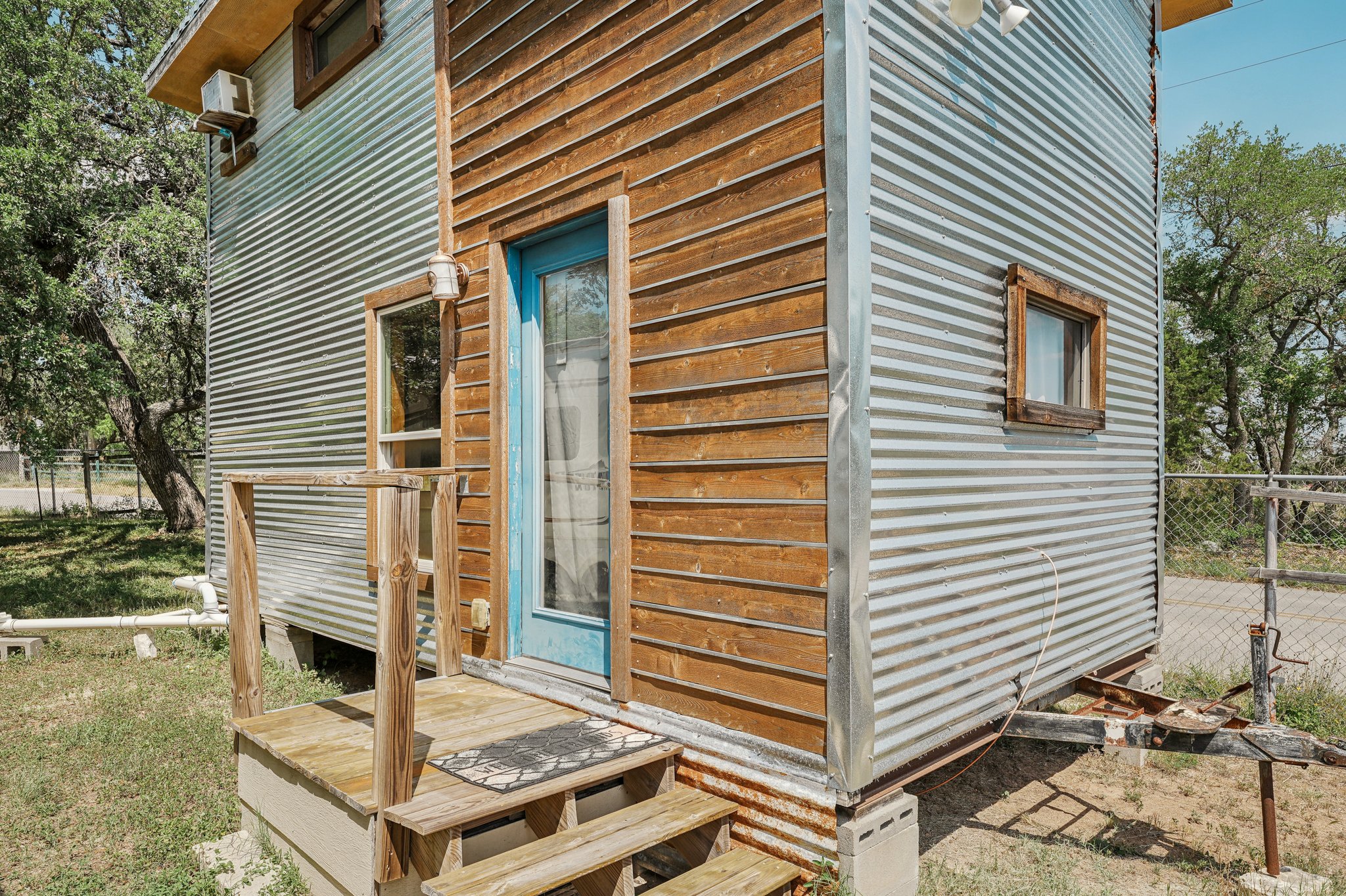main property photo 15