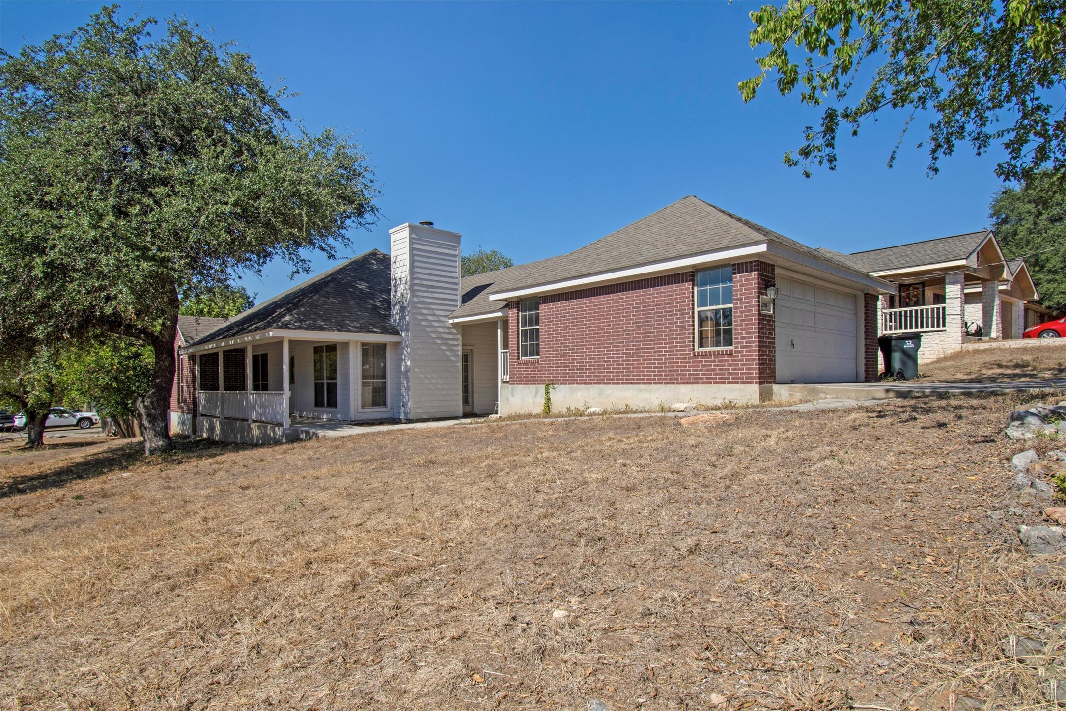 main property photo 2