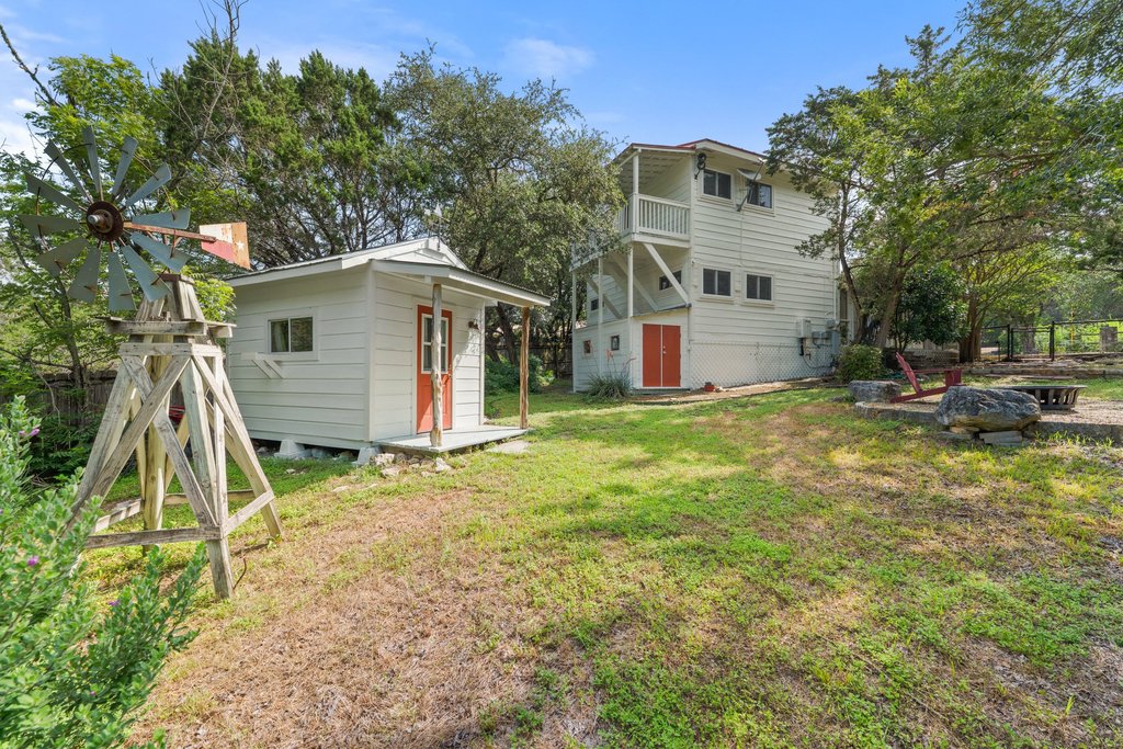 main property photo 30