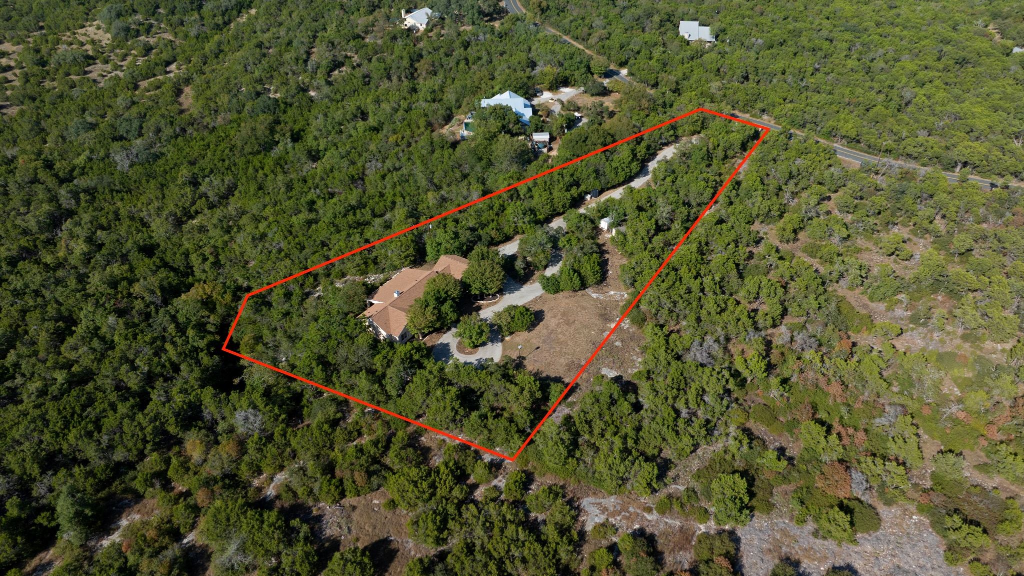 main property photo 8