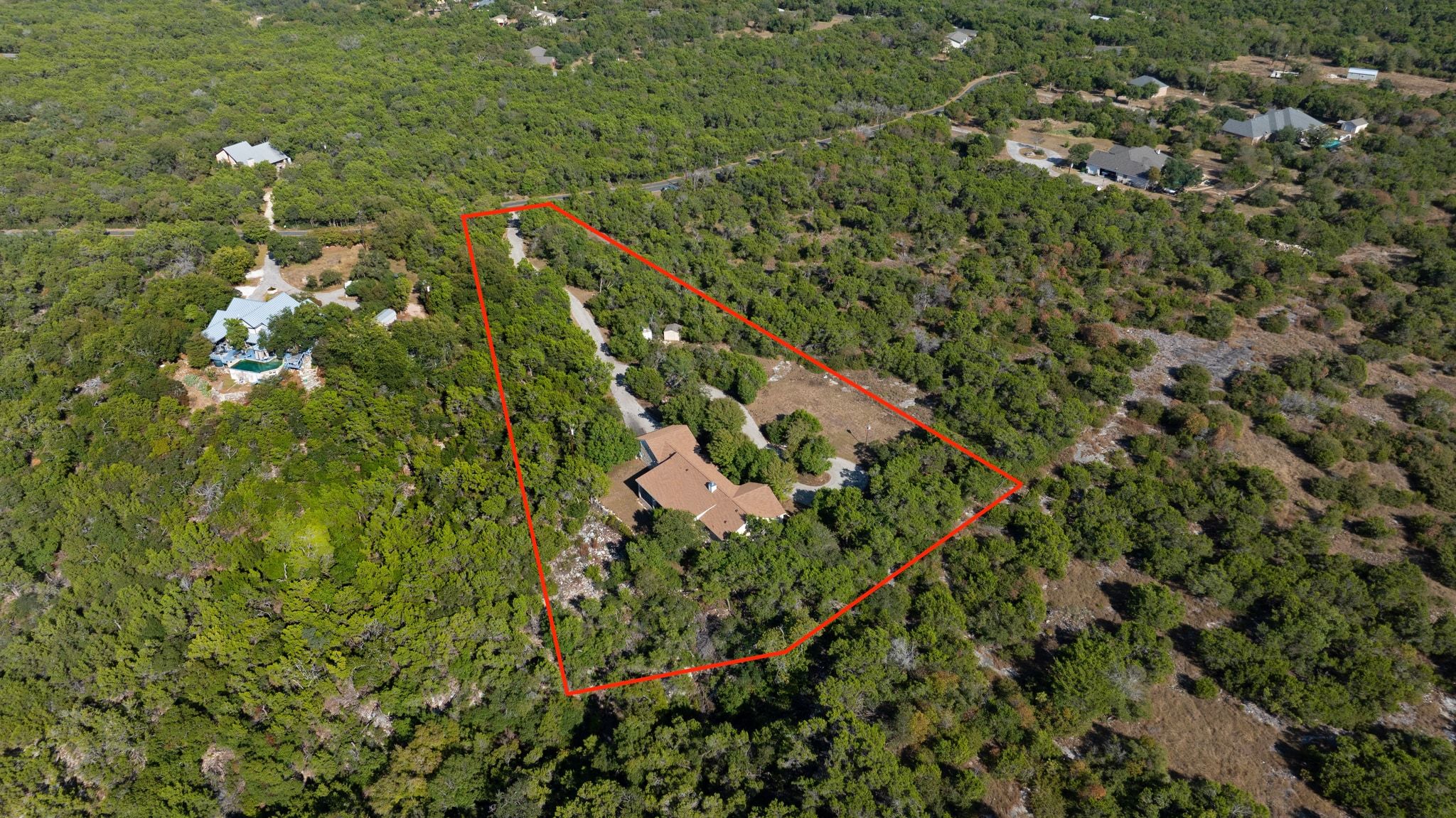 main property photo 9