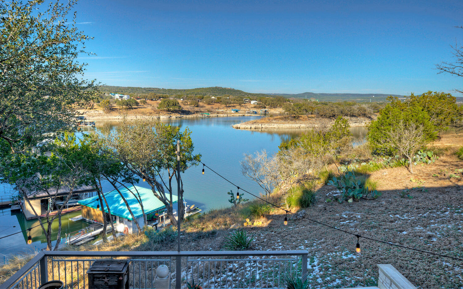 main property photo 34