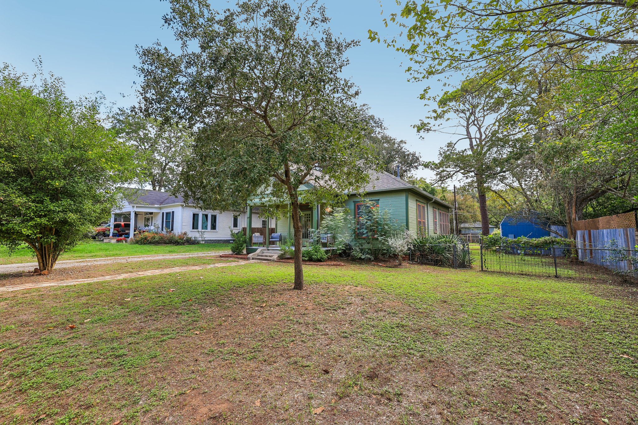 main property photo 2