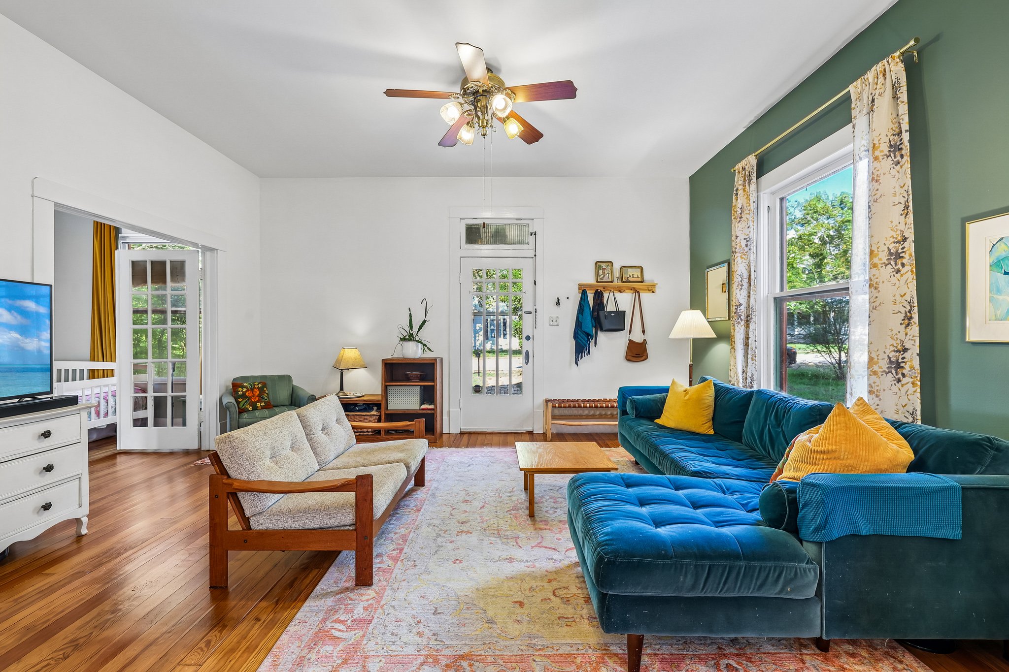 main property photo 9