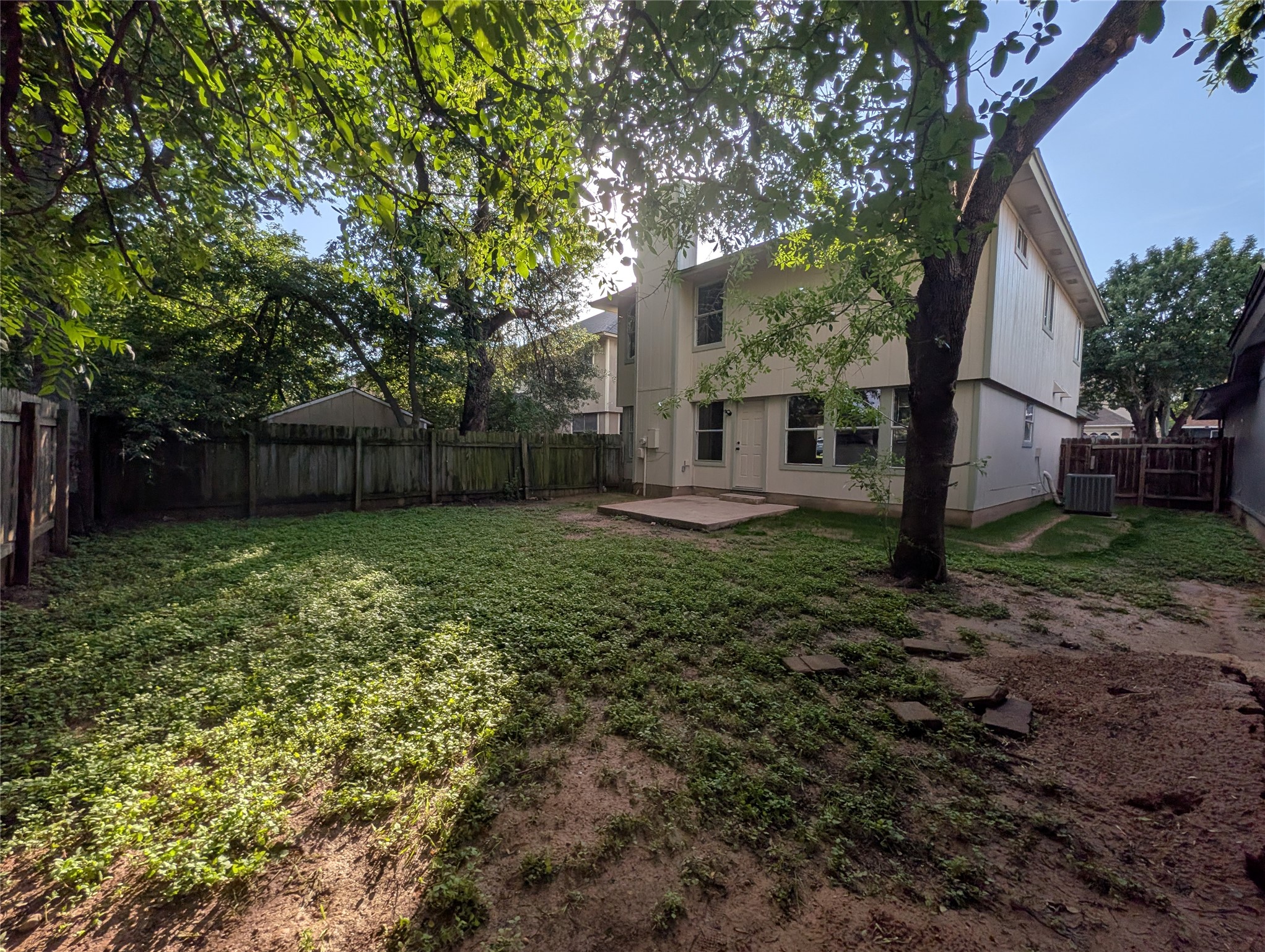 main property photo 32