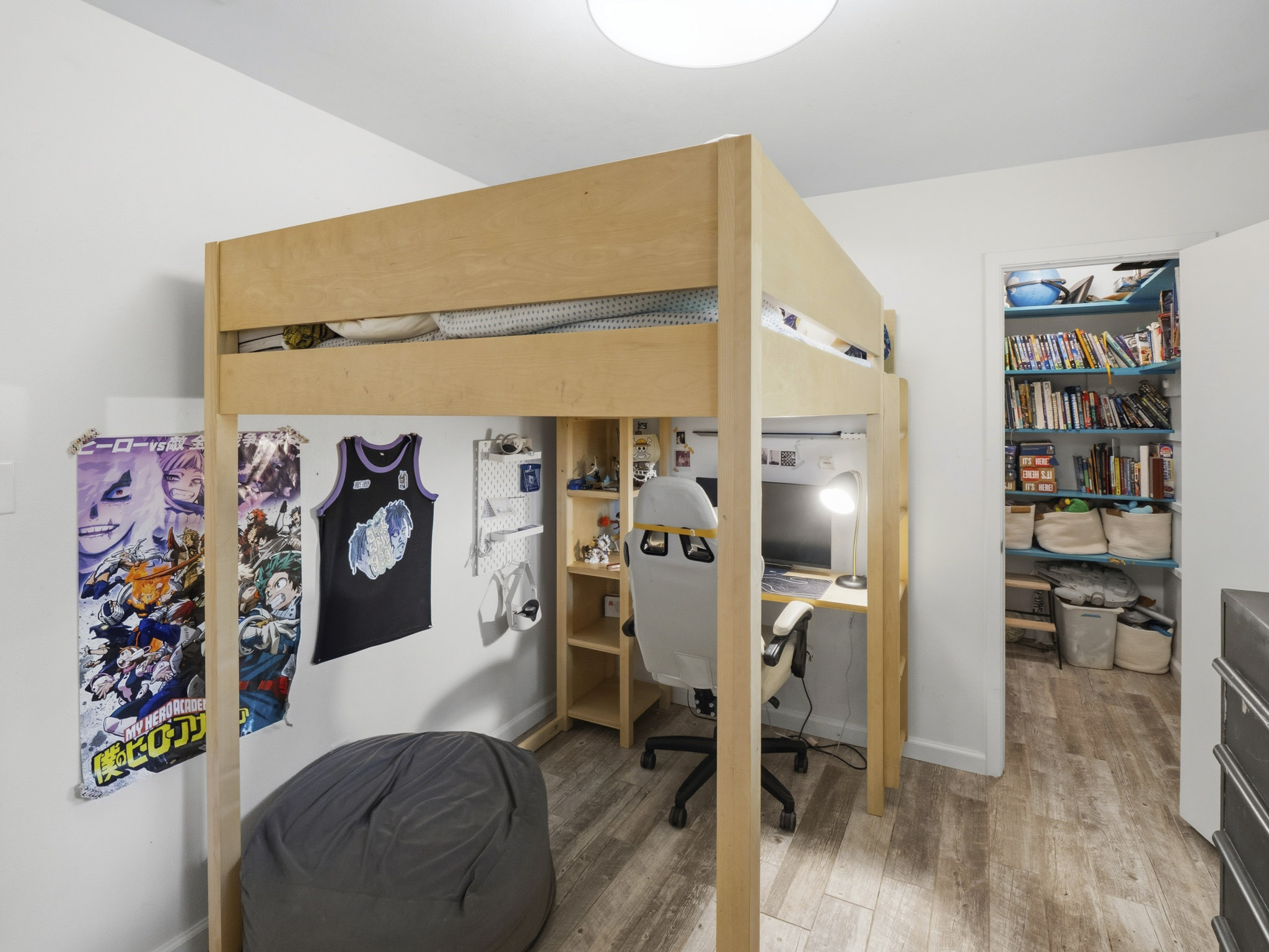 main property photo 17