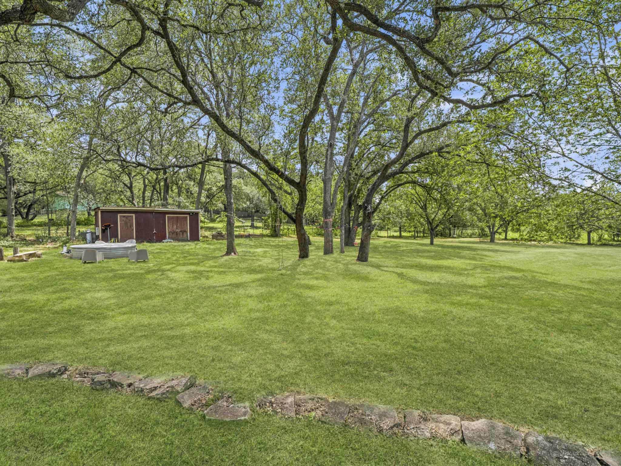 main property photo 35
