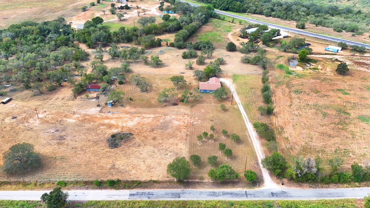 main property photo 31