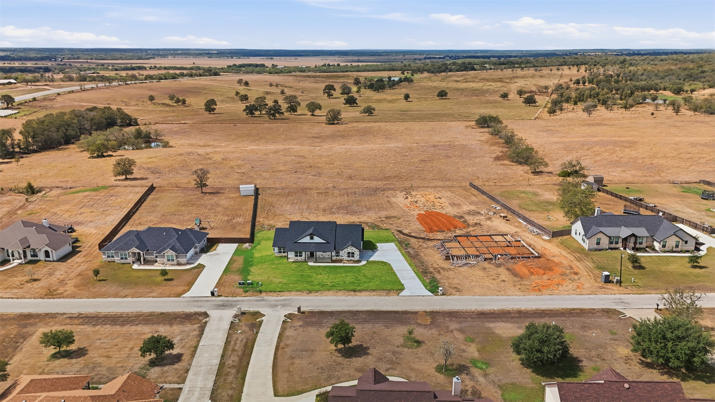 main property photo 38