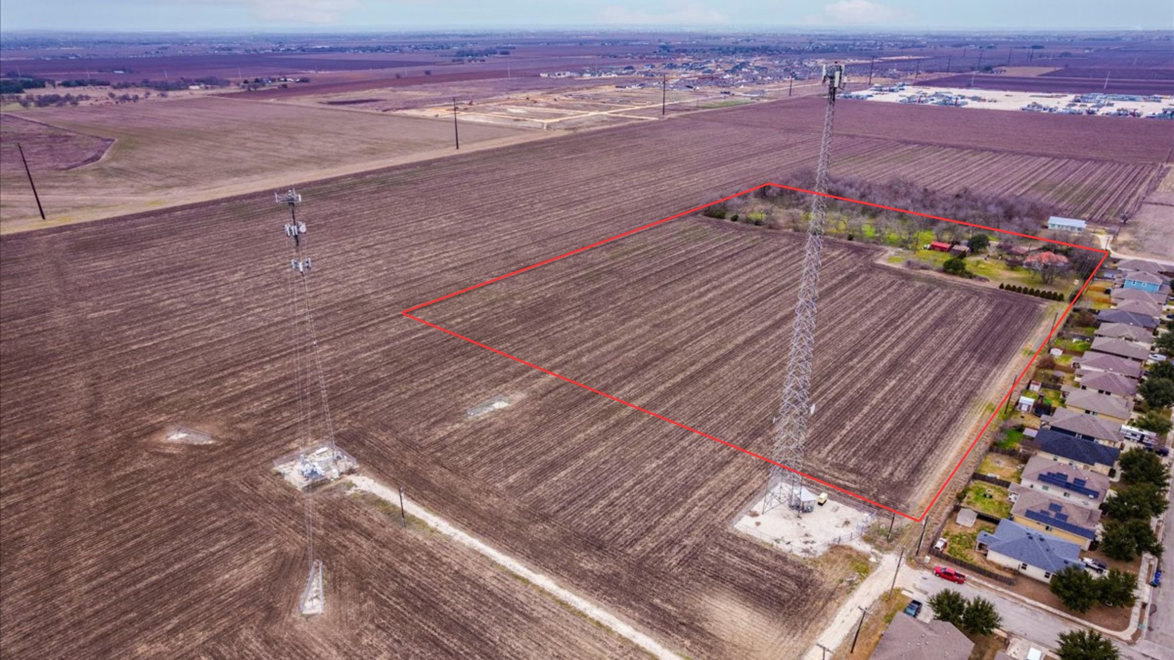 main property photo 24