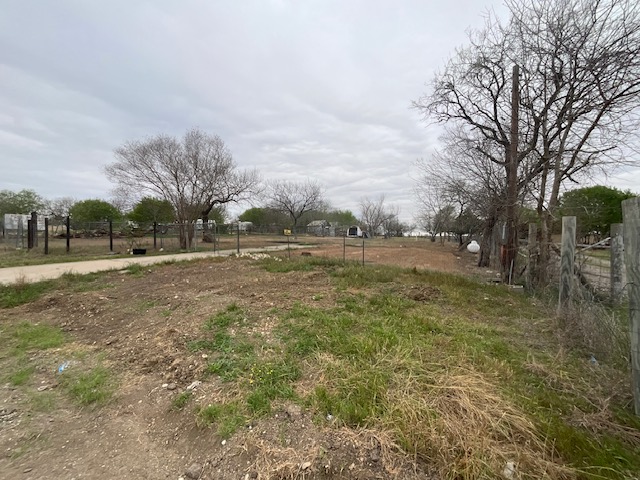 main property photo 13