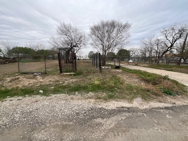 main property photo 7