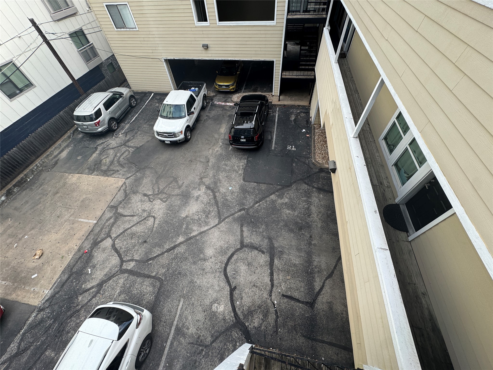 main property photo 20
