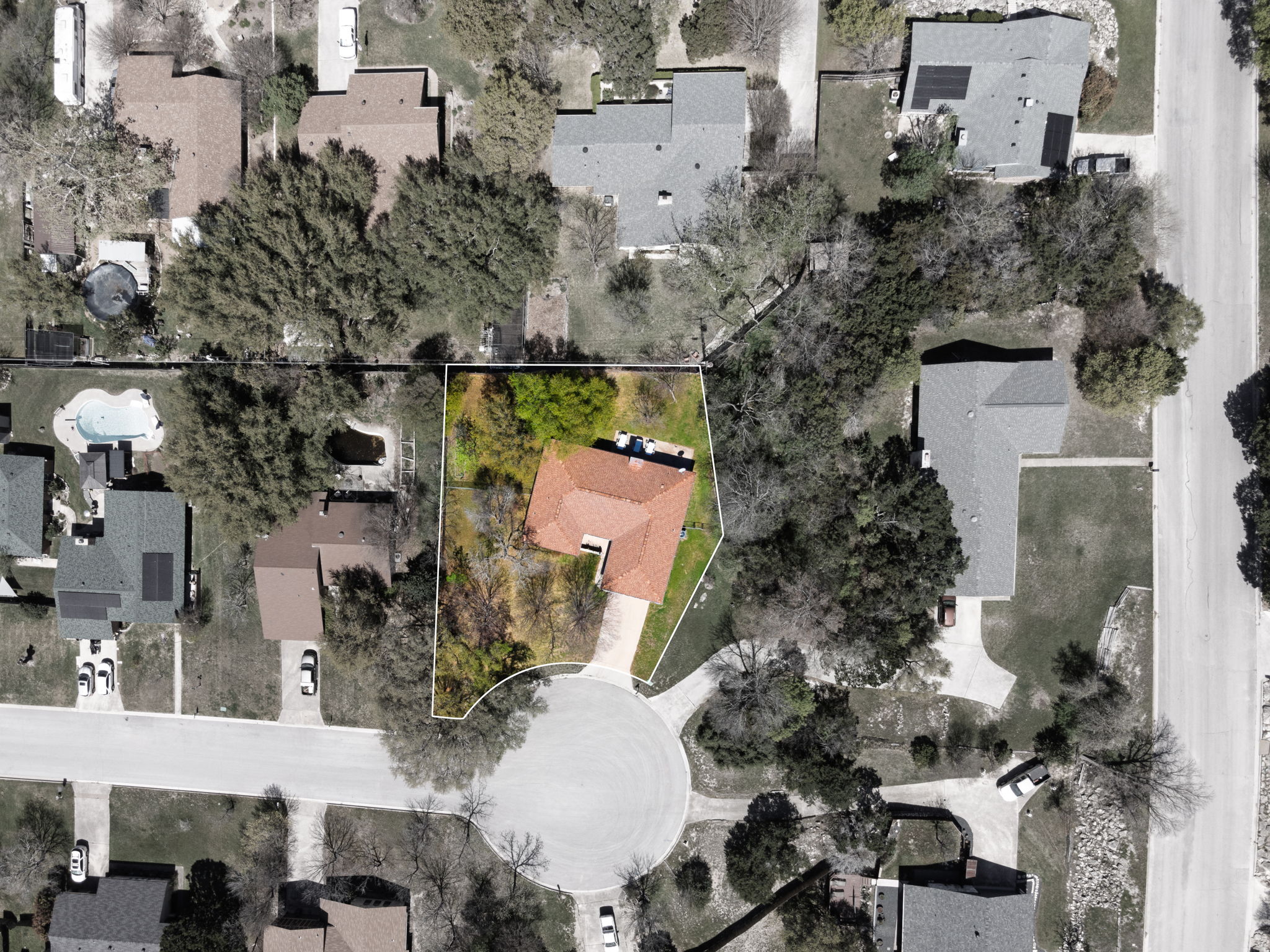 main property photo 32