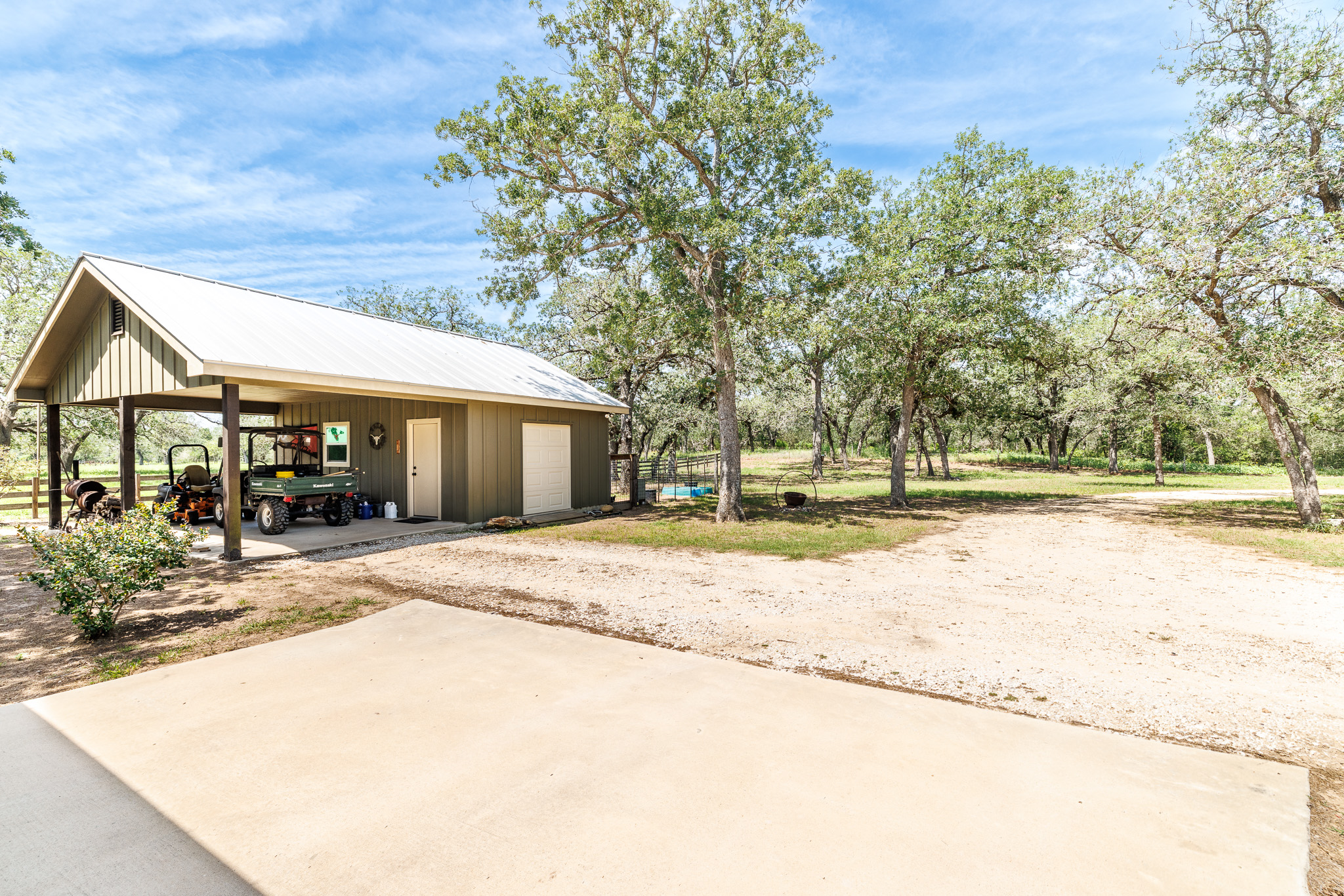 main property photo 21