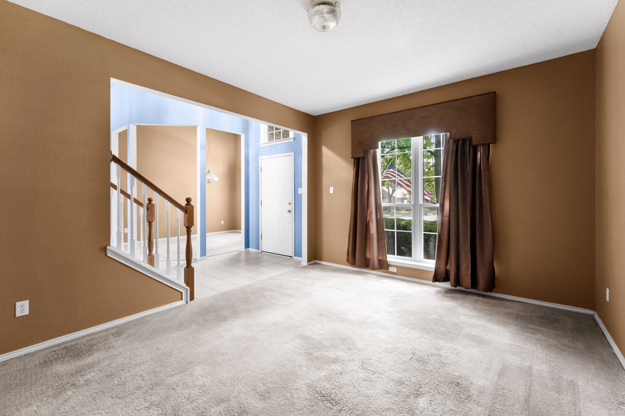main property photo 15