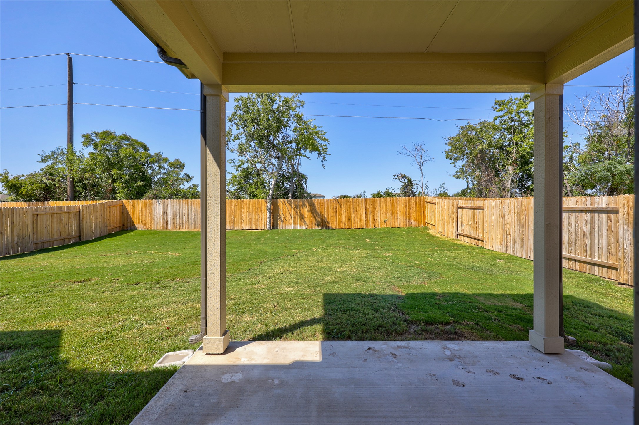 main property photo 31