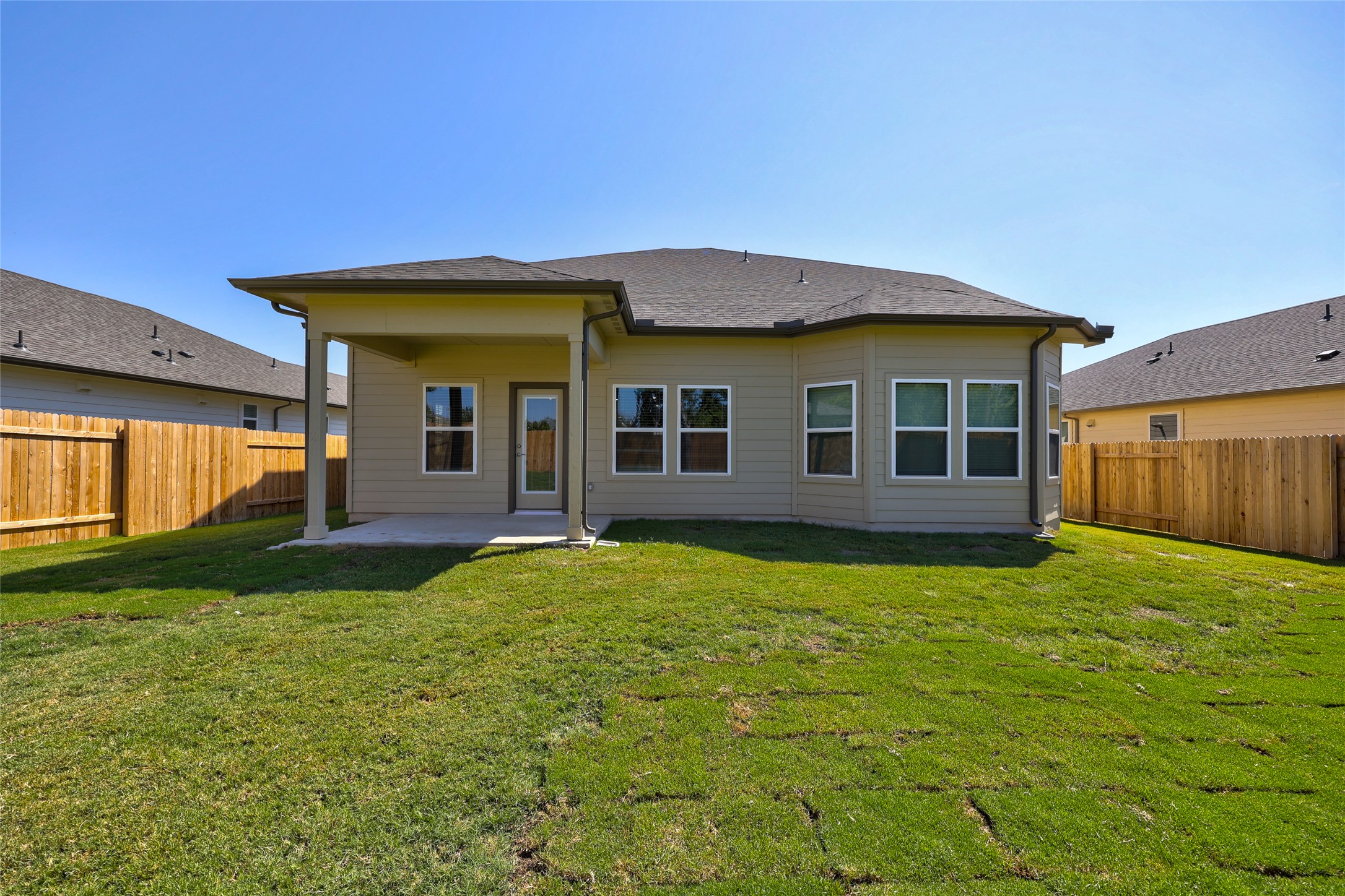 main property photo 35
