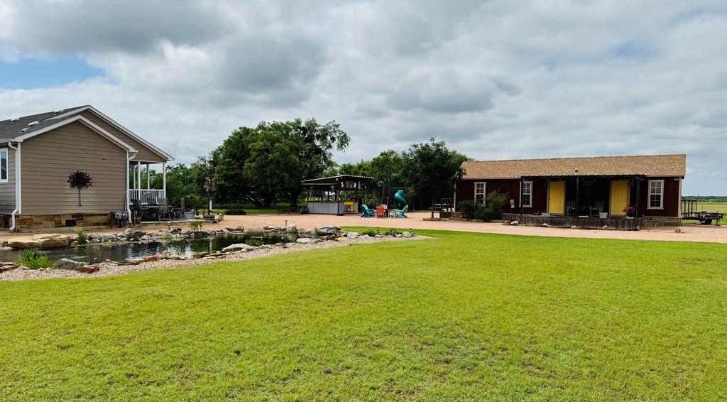 main property photo 3