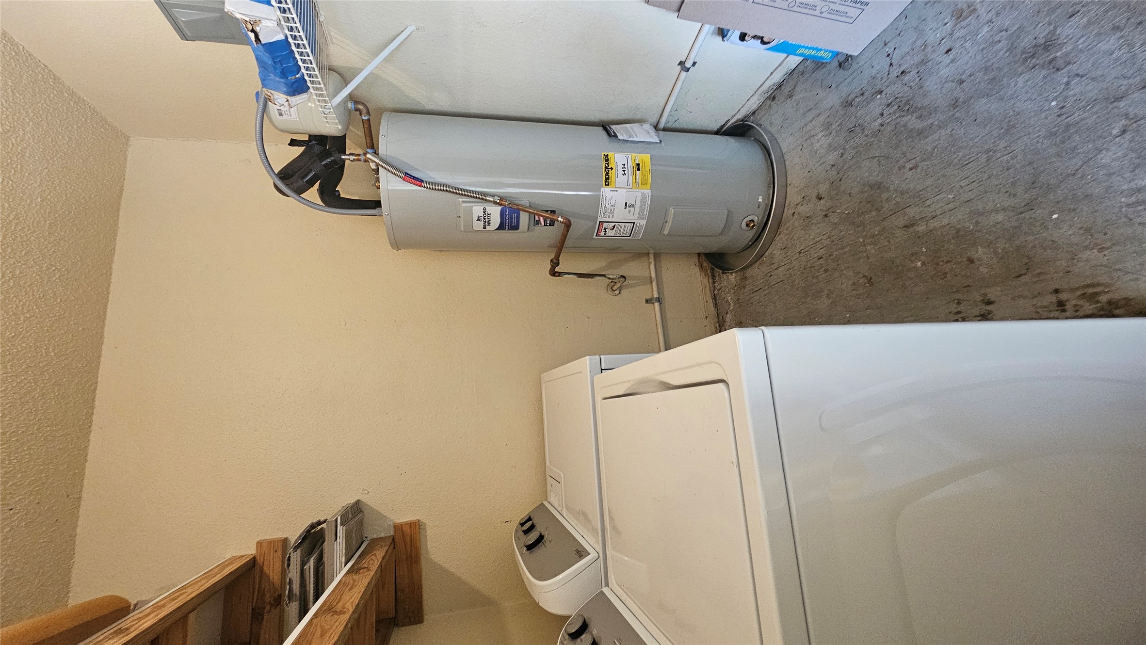 main property photo 23