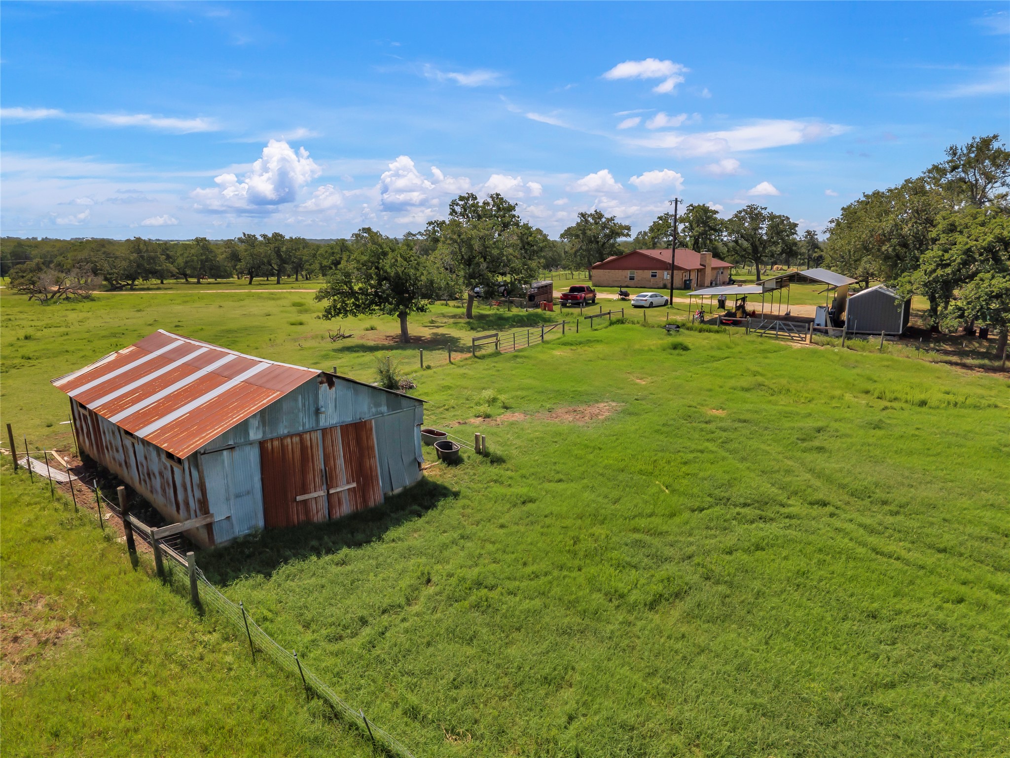 main property photo 27