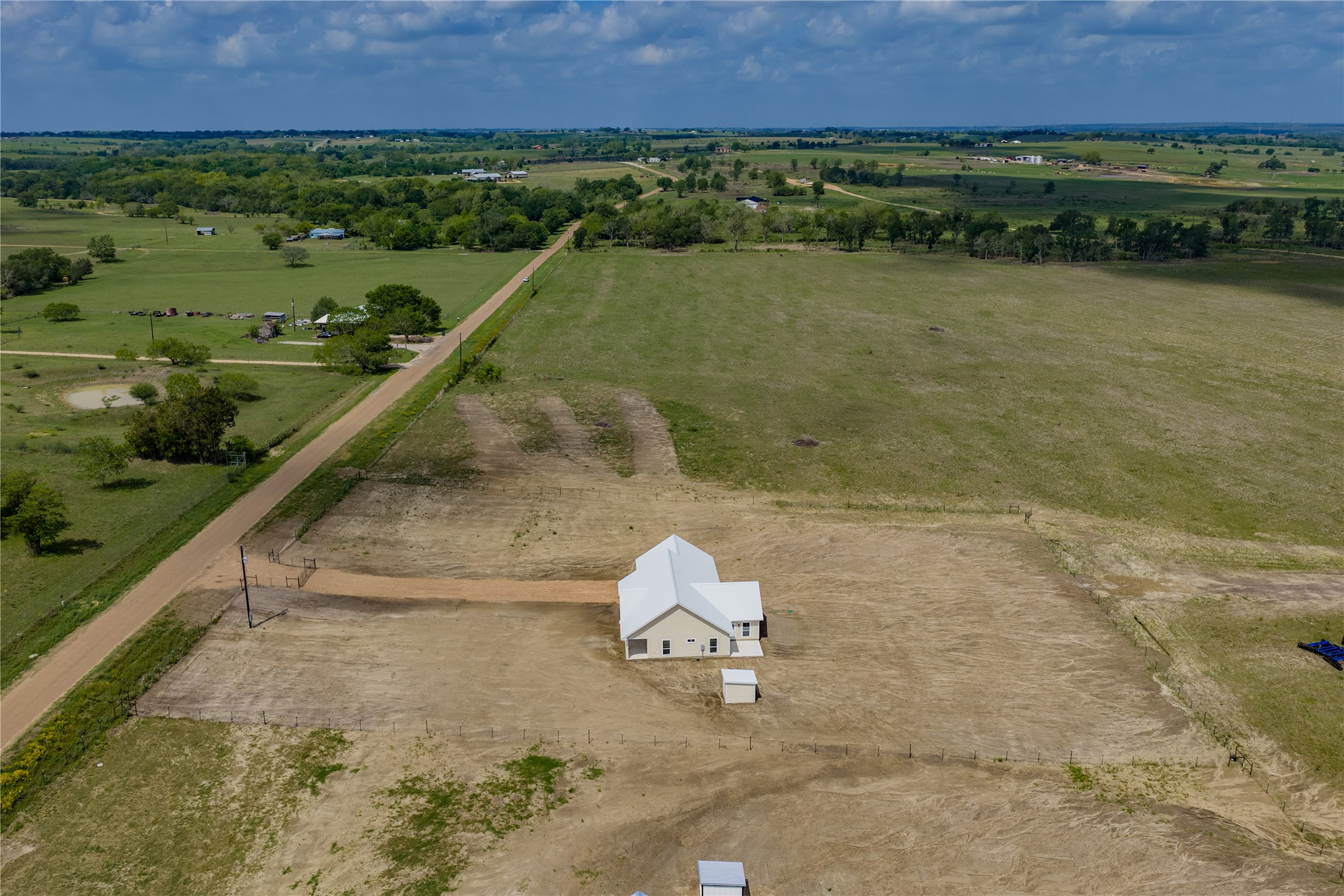 main property photo 15