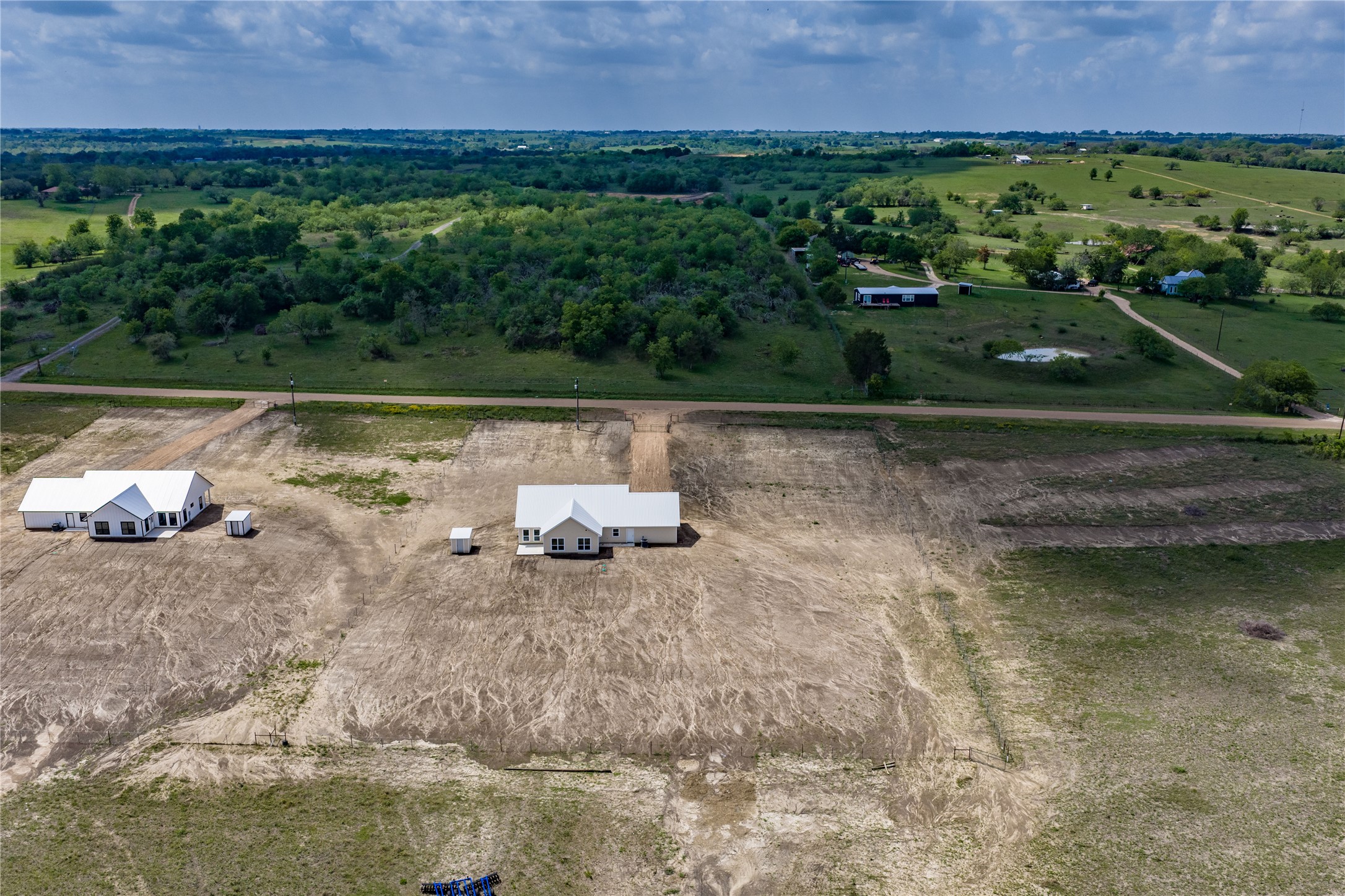 main property photo 17