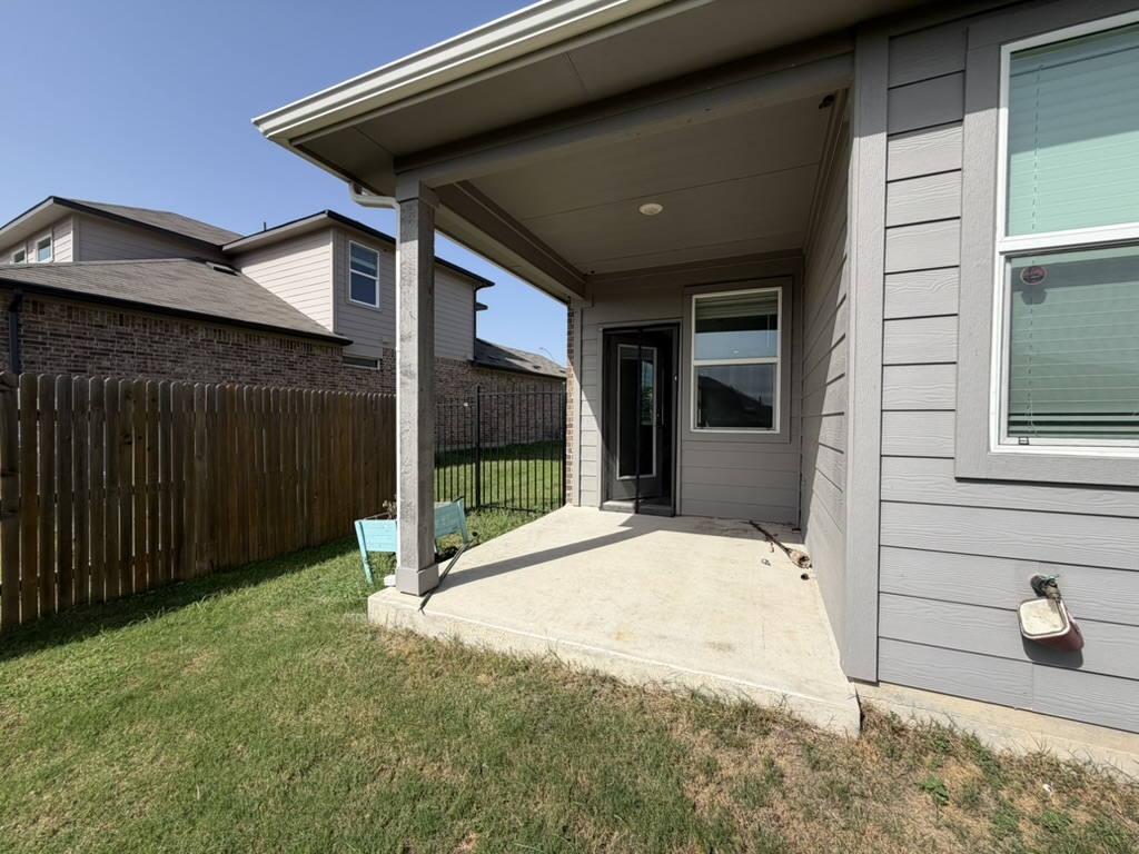 main property photo 9