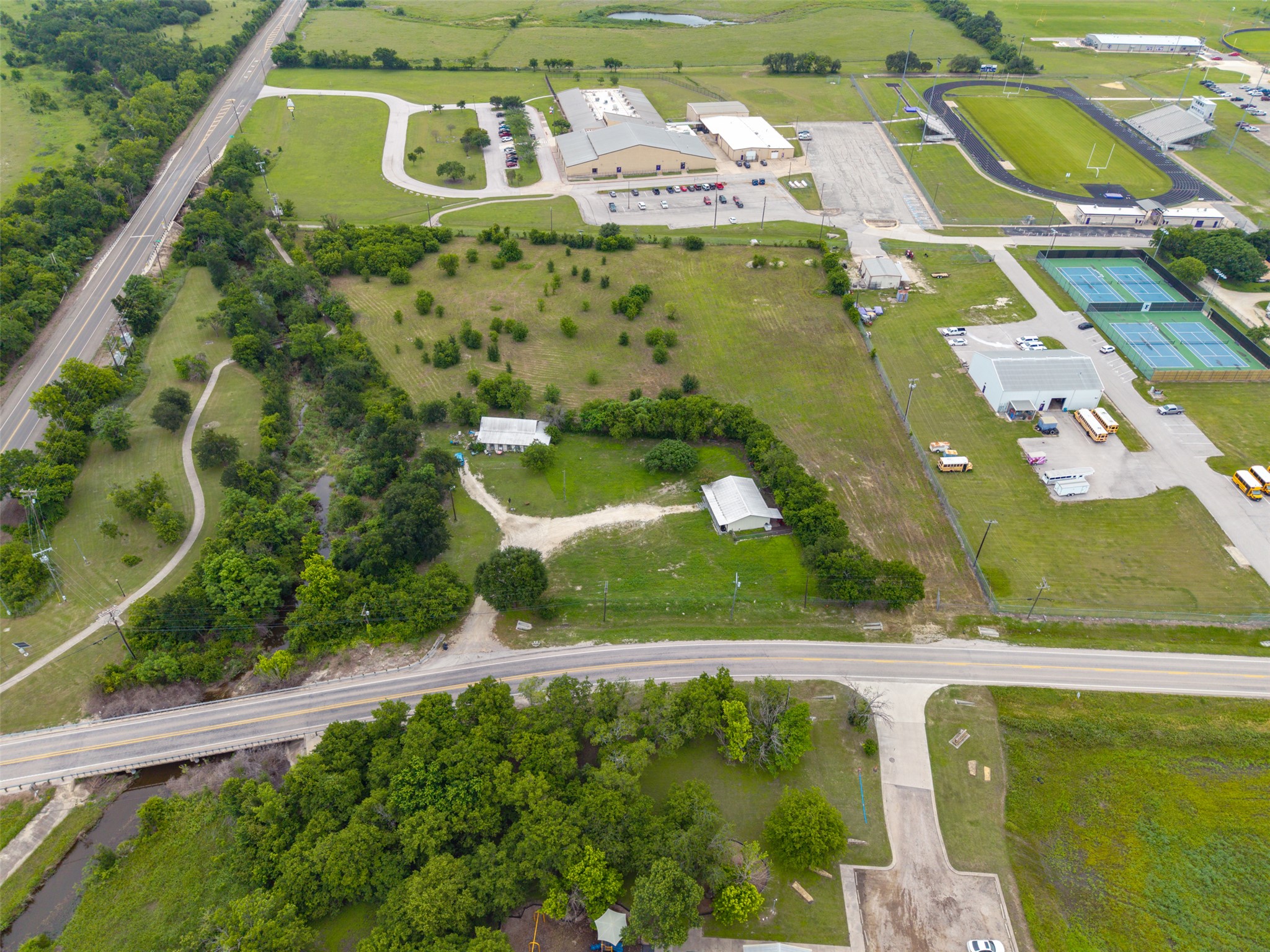 main property photo 1