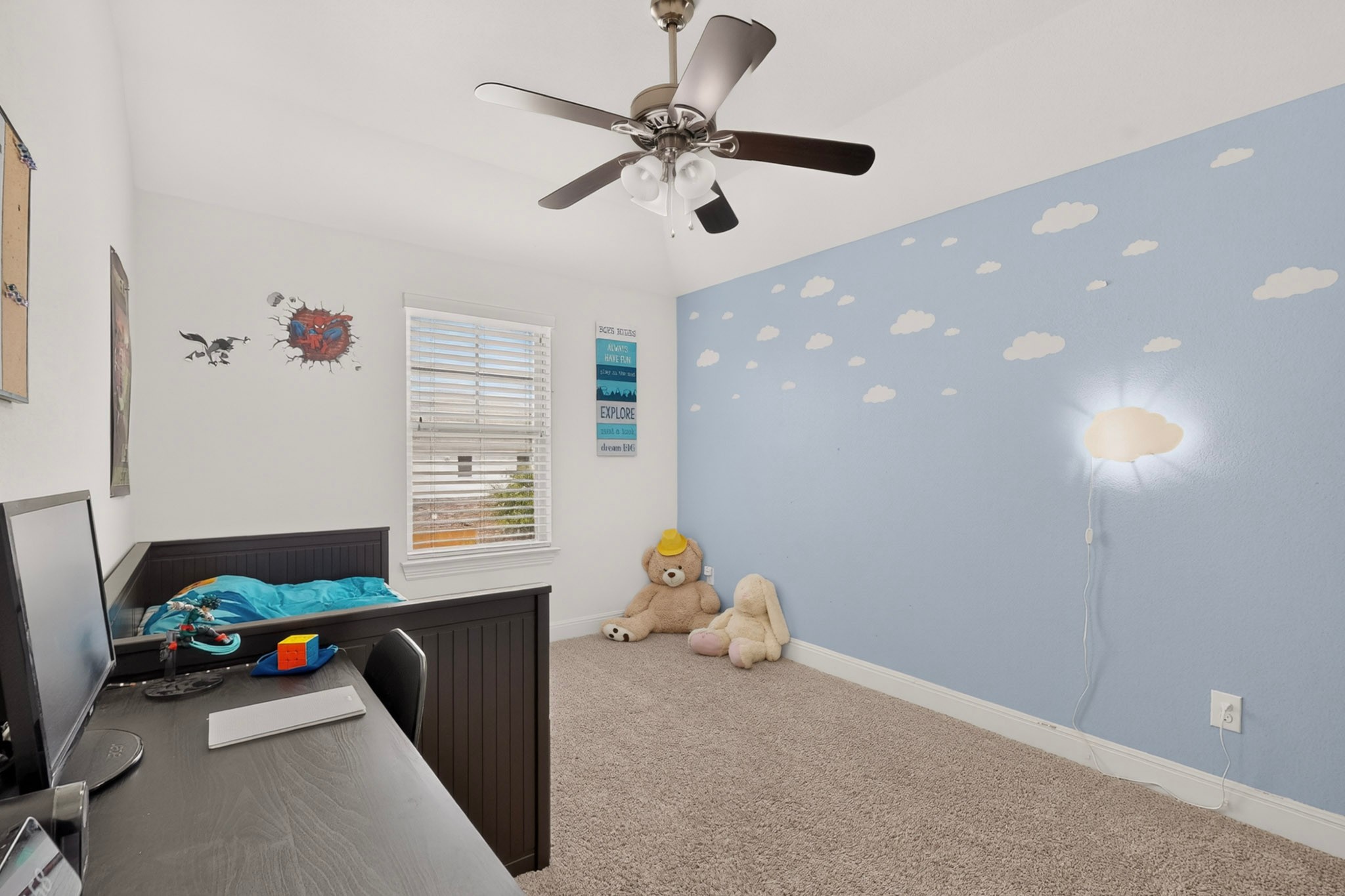 main property photo 19