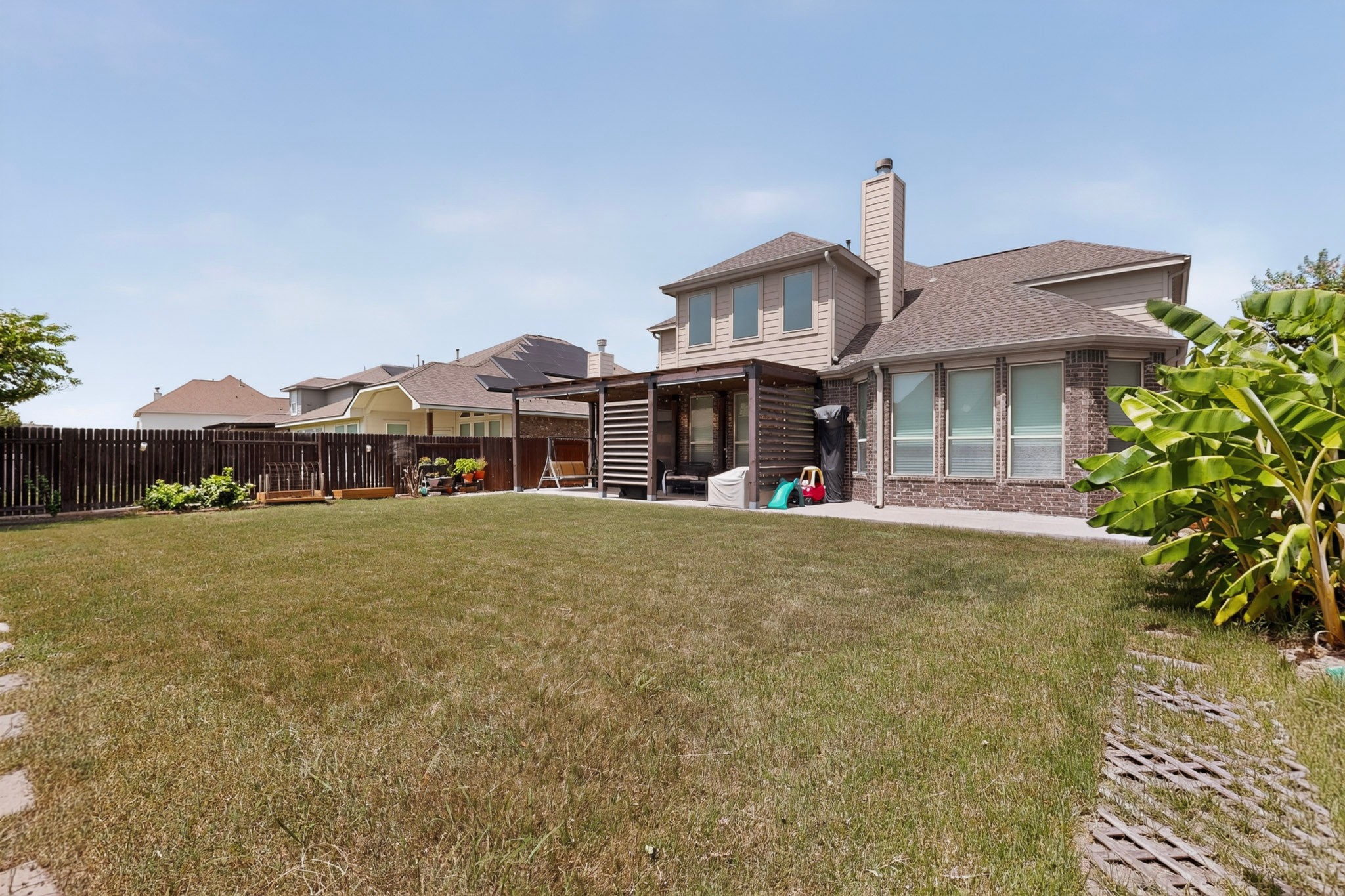 main property photo 34